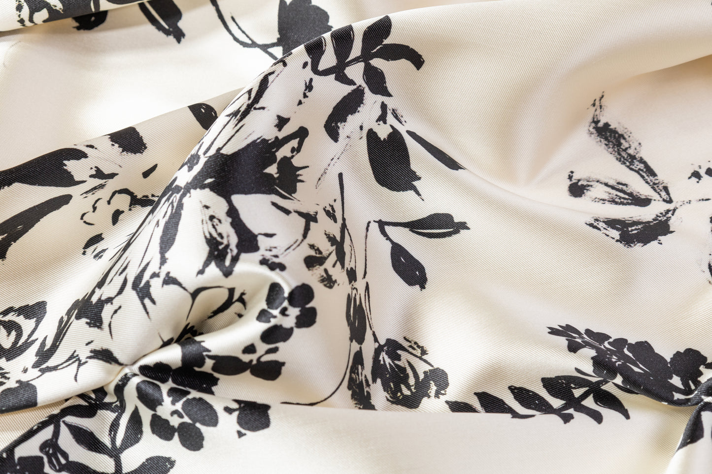 Floral Printed Poly Mikado - Off White / Black