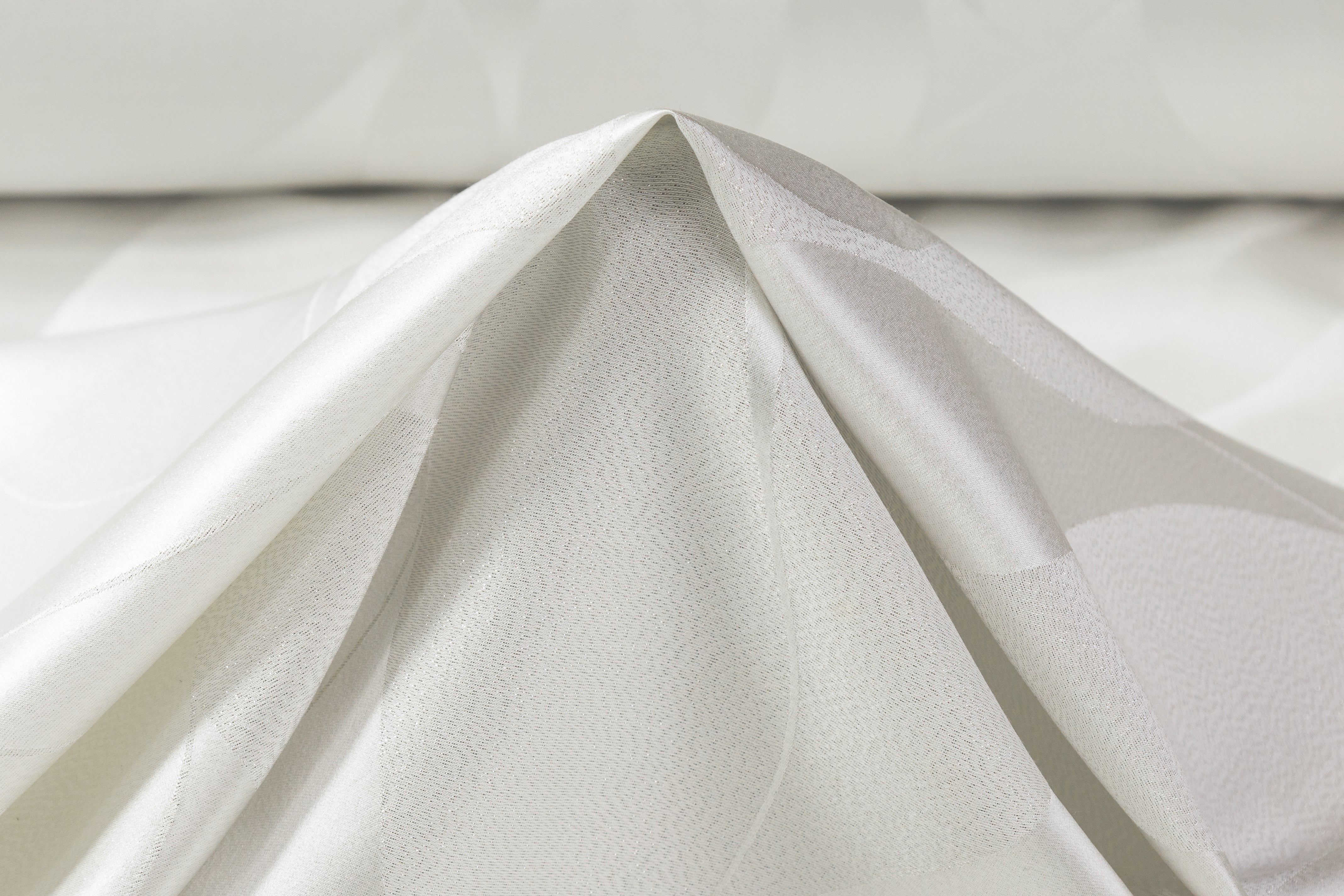 Metallic Italian Silk Viscose Jacquard - Off White