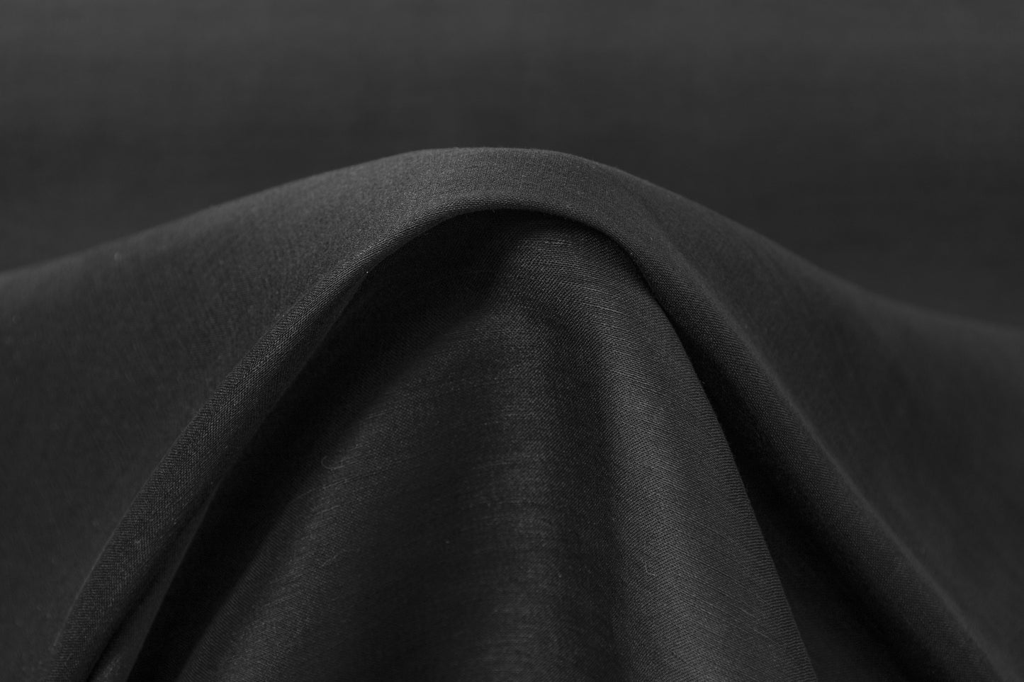 Double Faced Italian Silk Linen Blend - Navy / Black