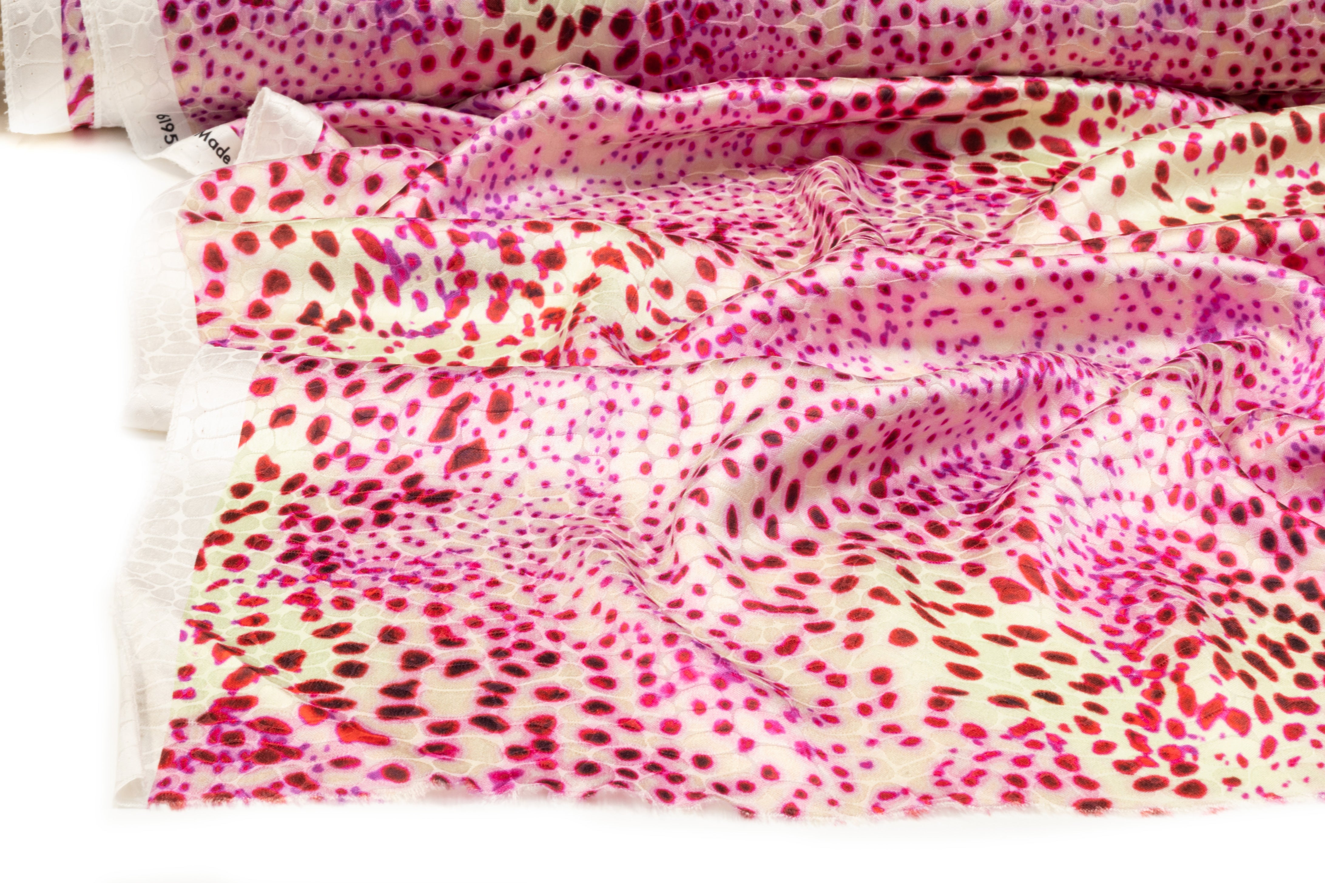 Reptilian Printed Italian Viscose Jacquard - Pink