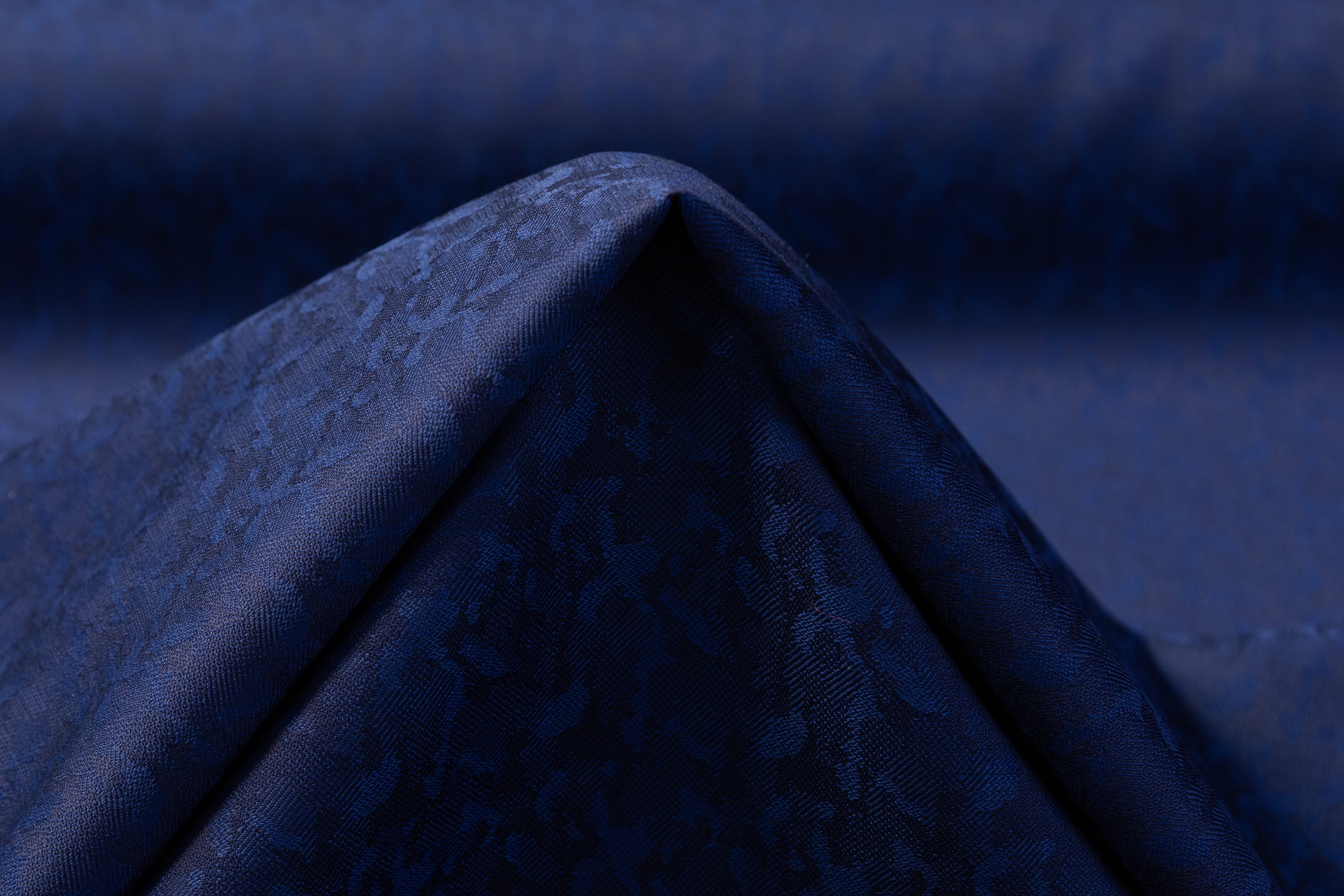 Caccioppoli - Camouflage Superfine Italian Wool Suiting - Blue