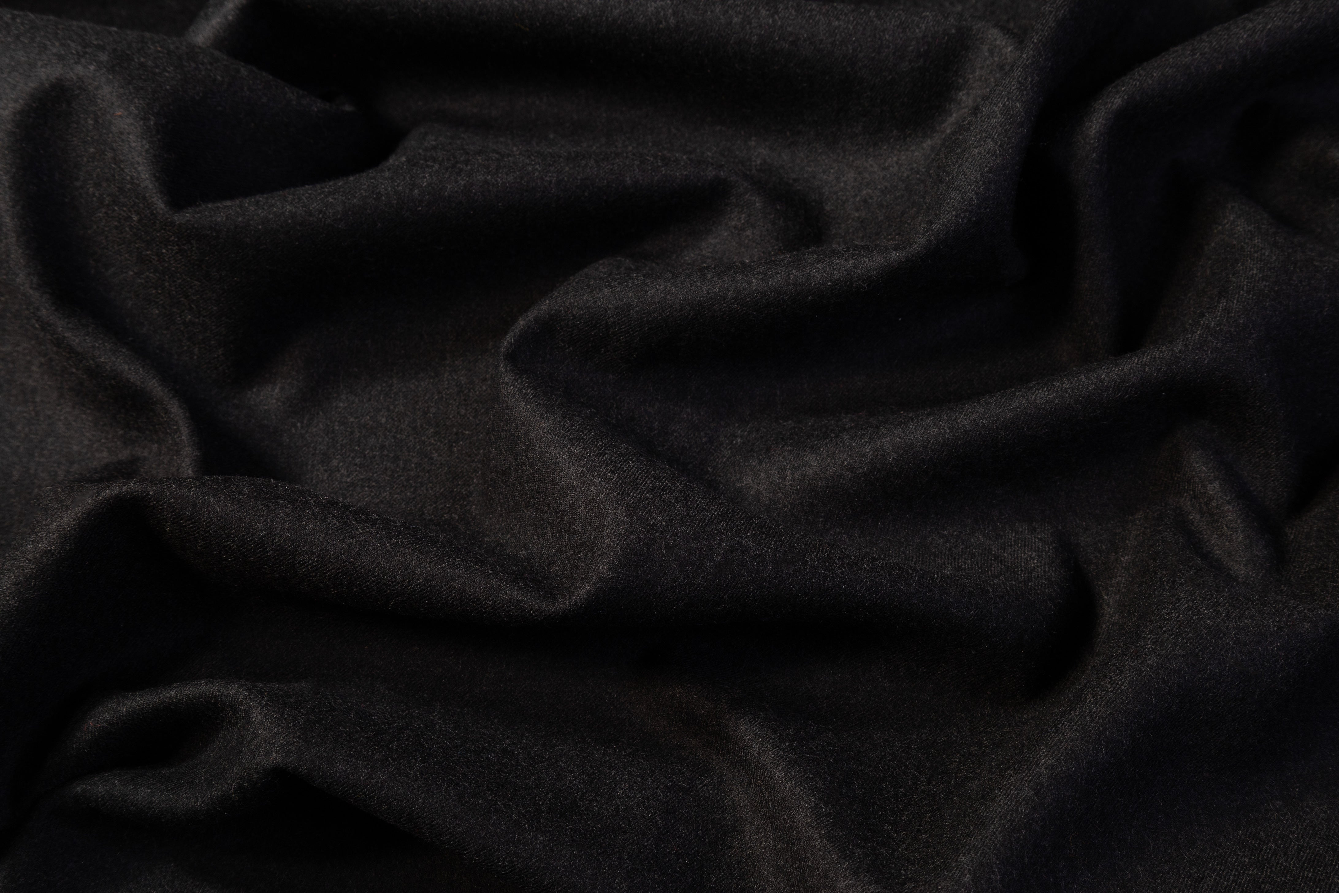 Holland & Sherry - Fused English Wool Flannel - Charcoal Gray