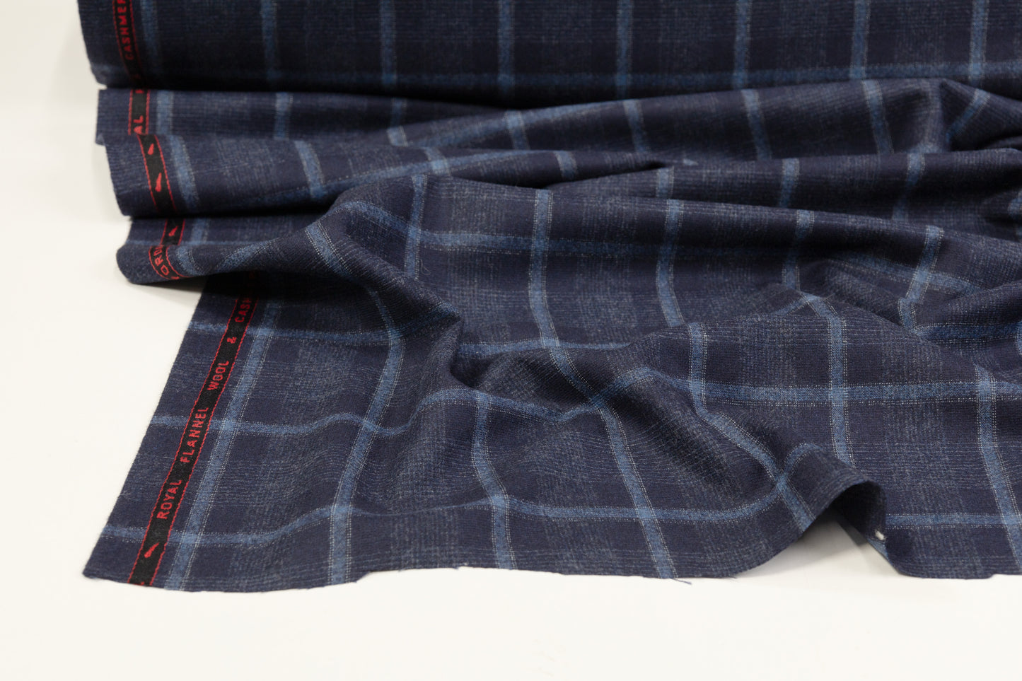 Fordam - Royal Flannel Wool and Cashmere Suiting - Navy Blue