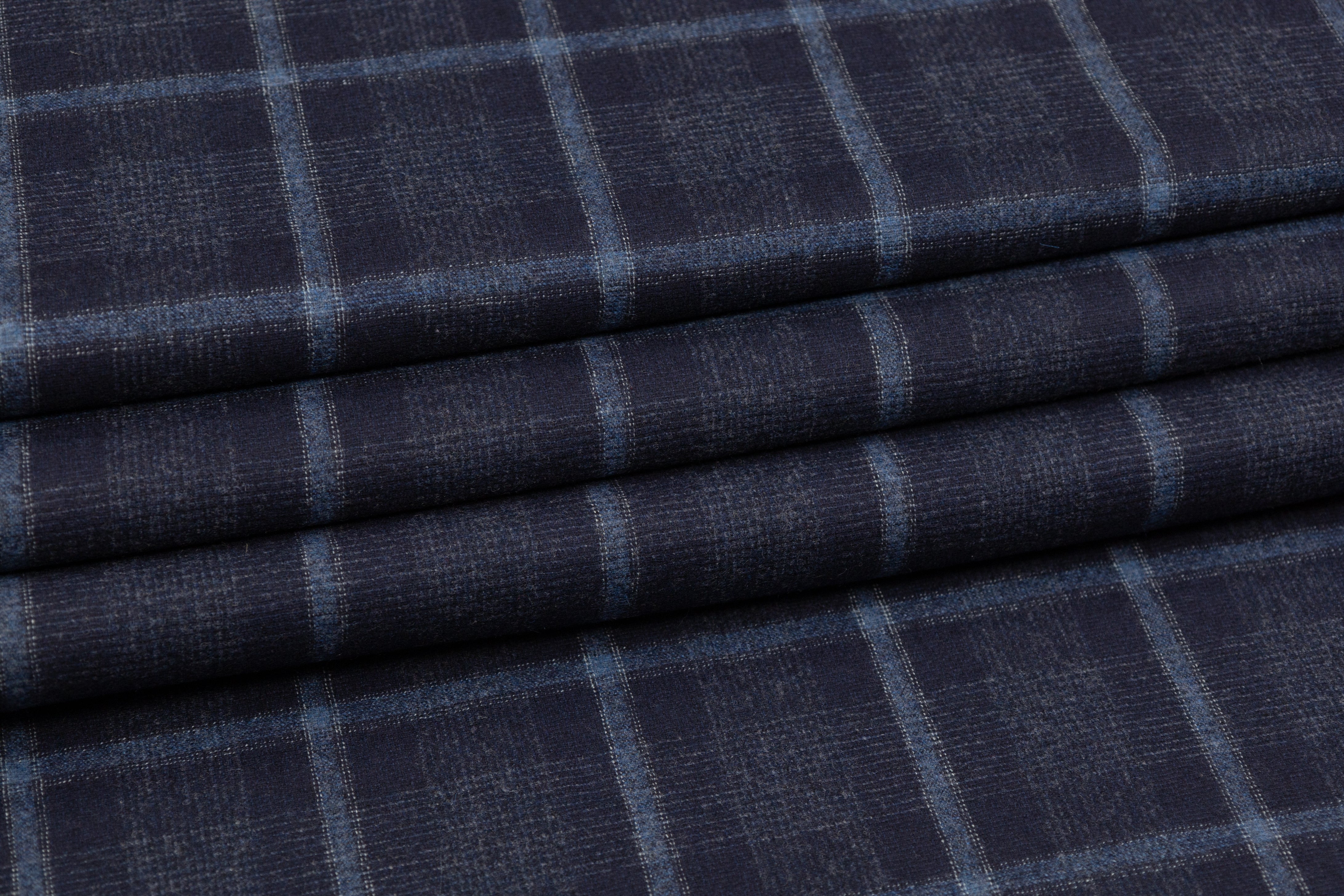 Fordam - Royal Flannel Wool and Cashmere Suiting - Navy Blue