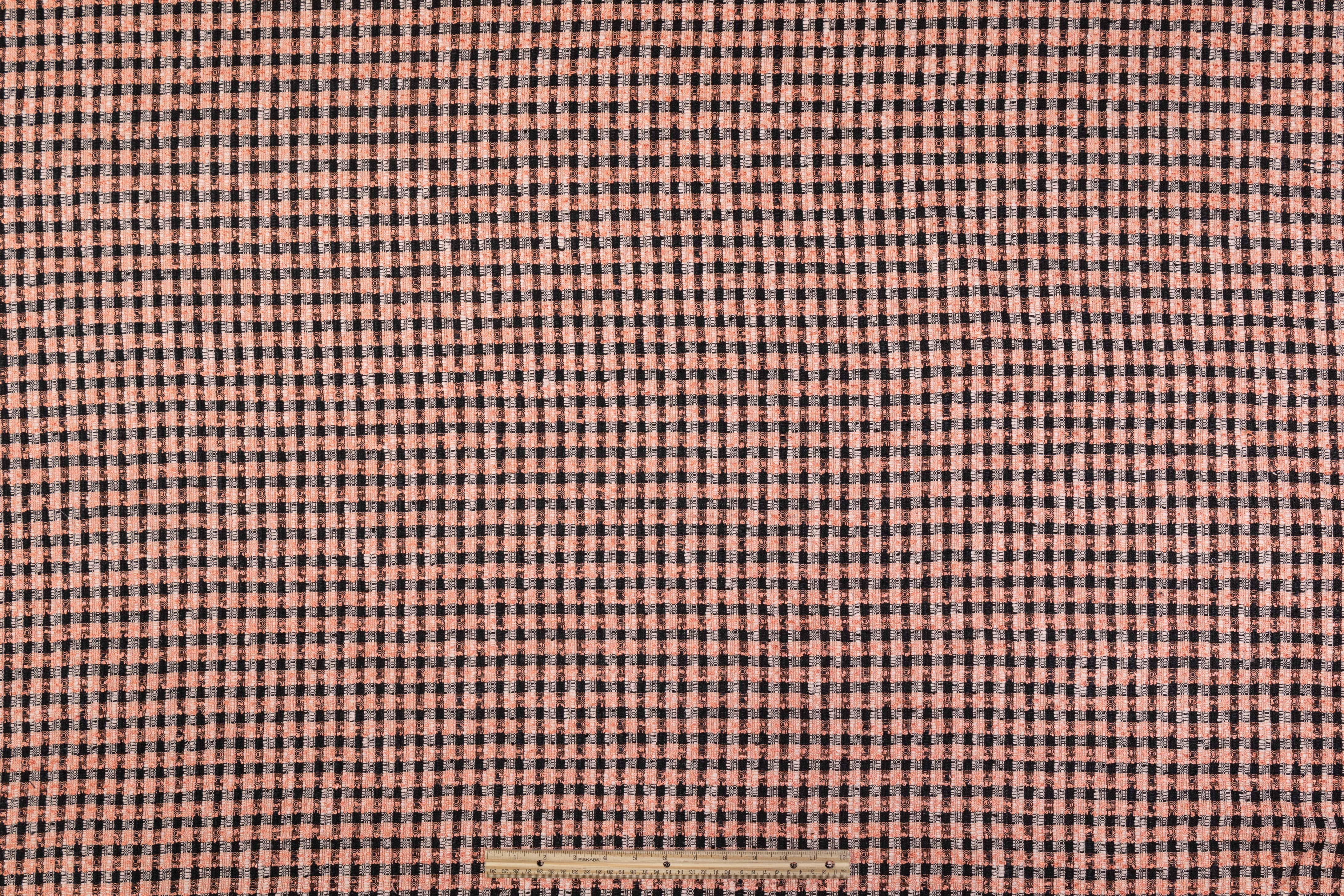 Checked Wool Blend Tweed Boucle - Peach / Black