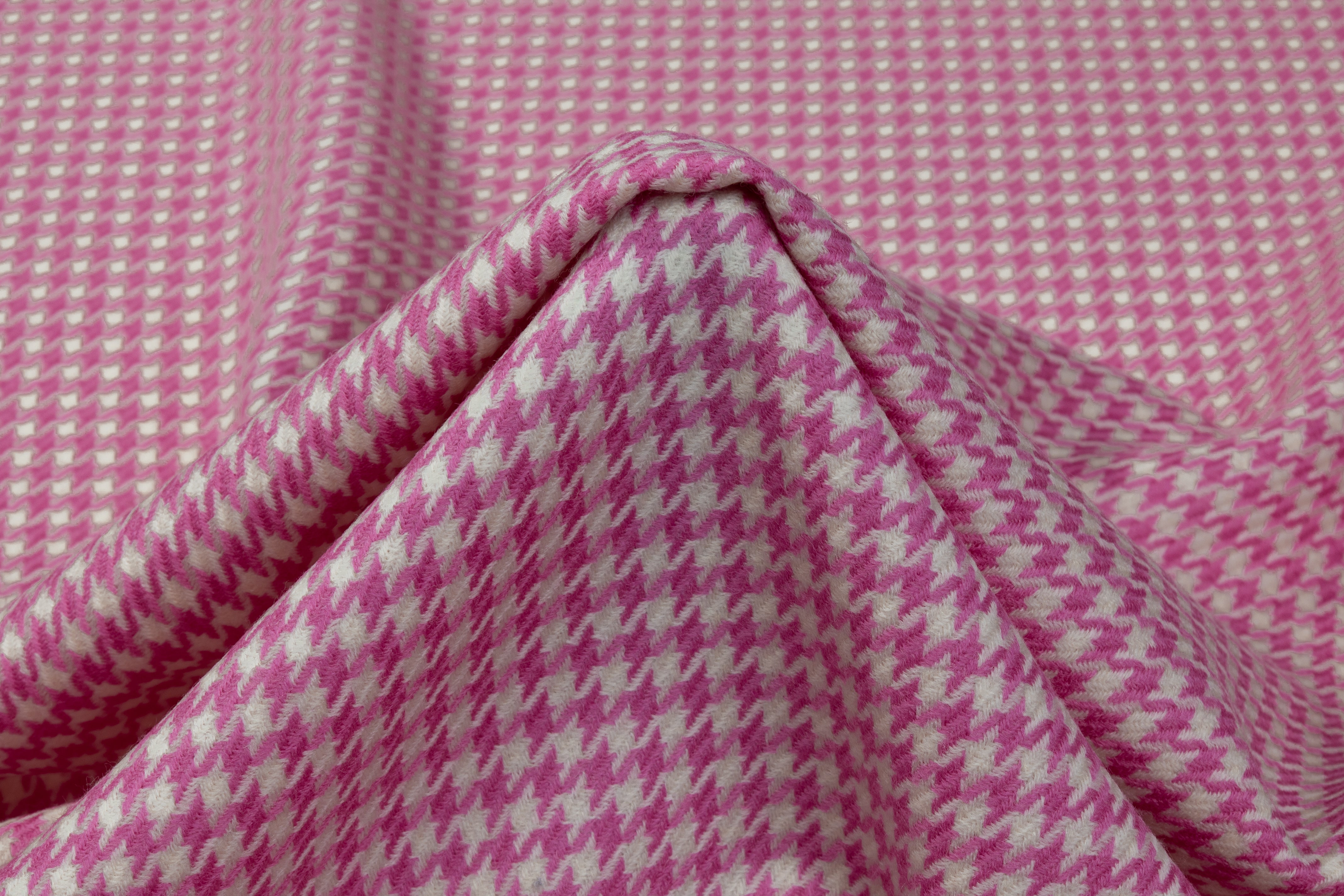 Houndstooth Italian Wool Suiting - Pink / White