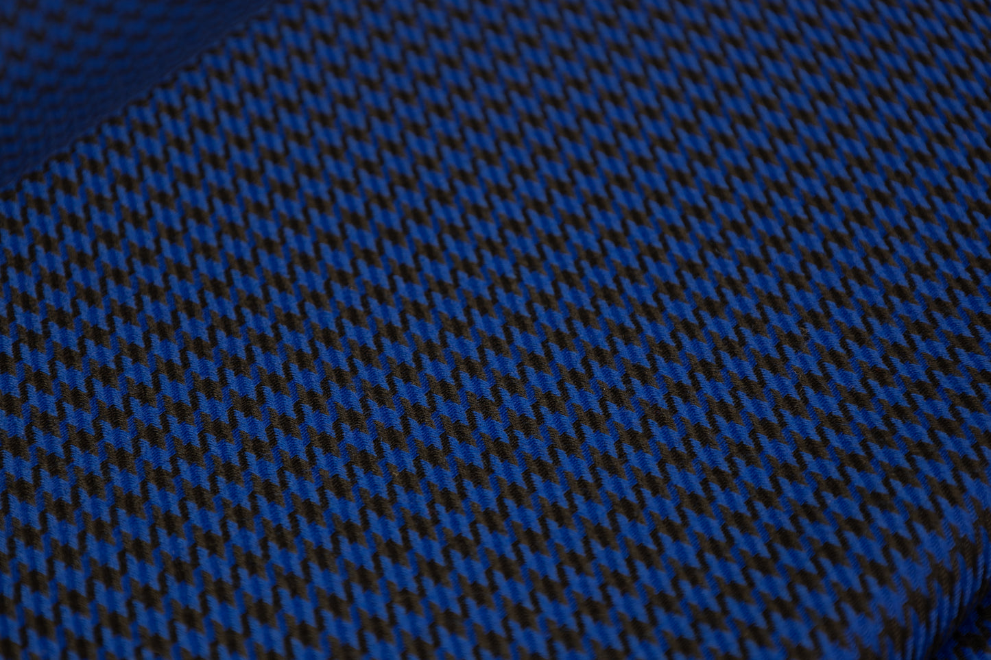 Houndstooth Italian Wool Suiting - Royal Blue / Black