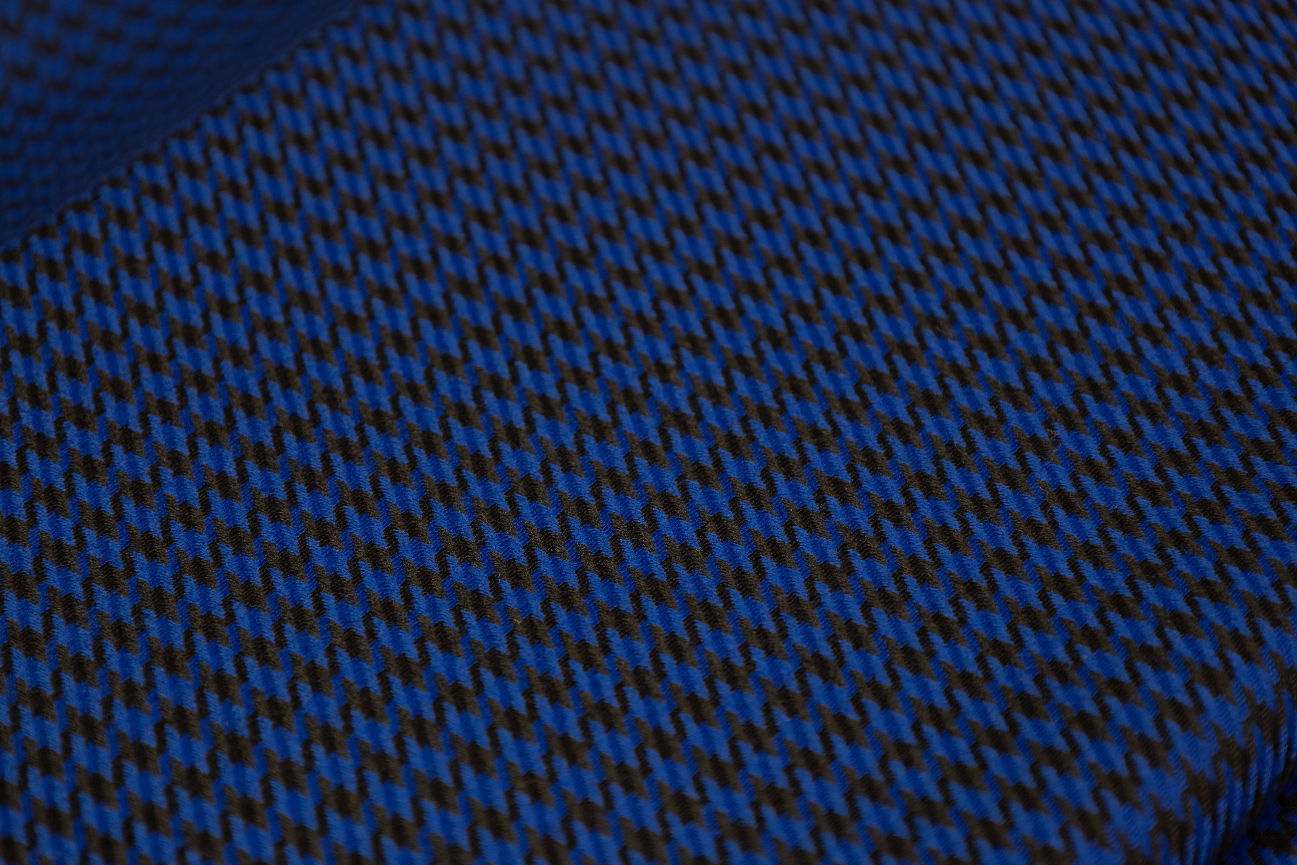 Houndstooth Italian Wool Suiting - Royal Blue / Black