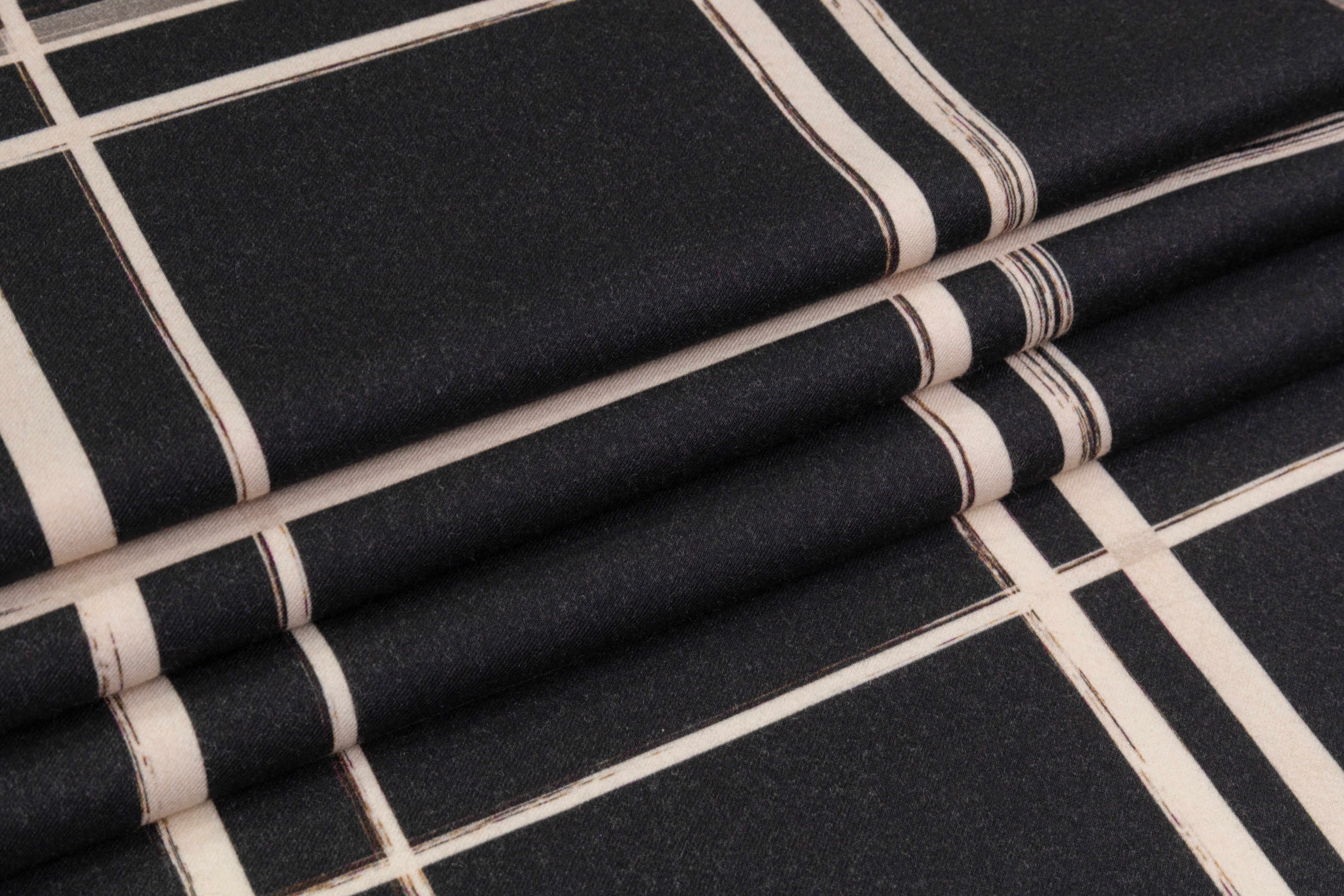 Plaid Printed Italian Wool - Washed Black