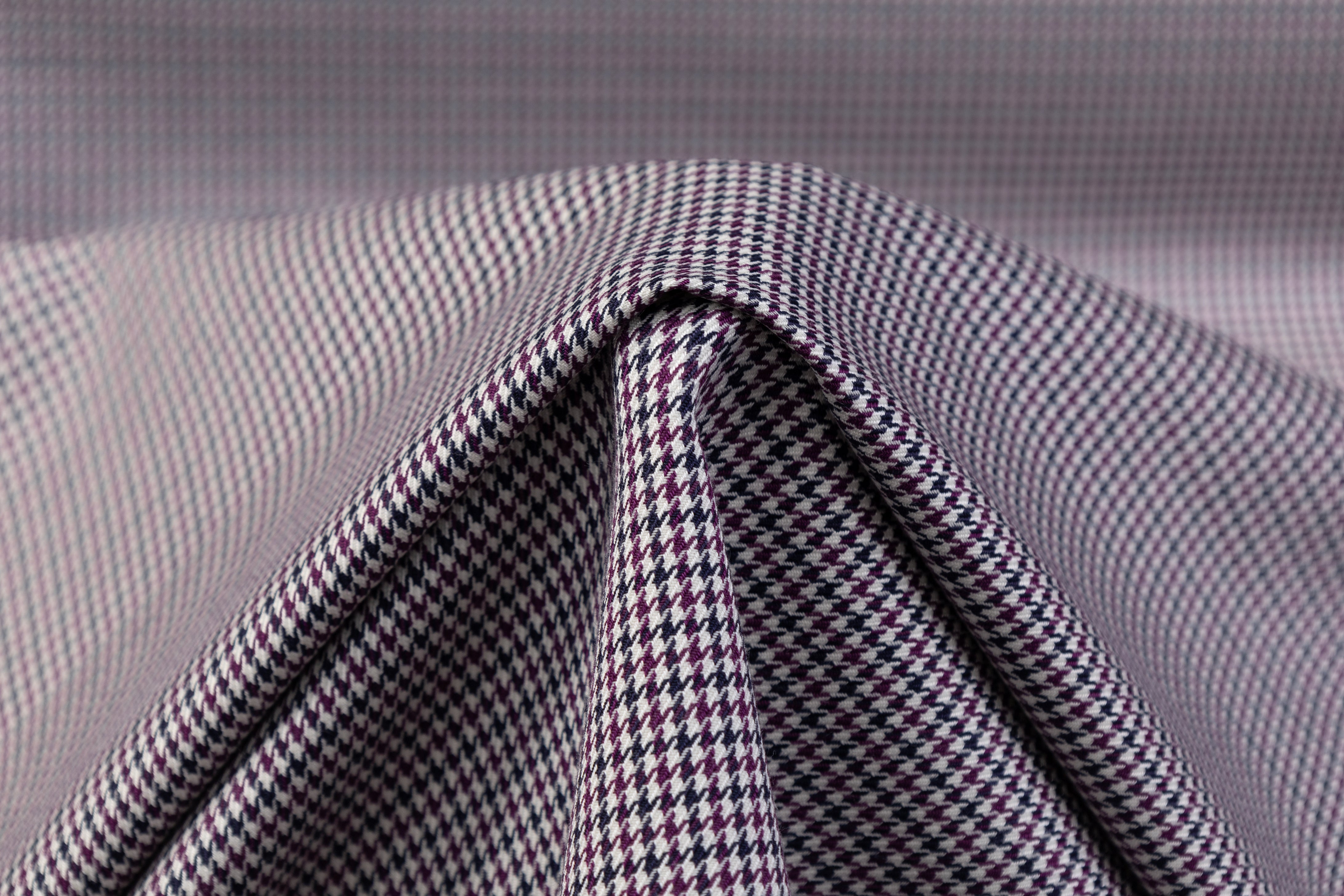 Houndstooth Italian Wool Viscose Suiting - Navy / Purple / White