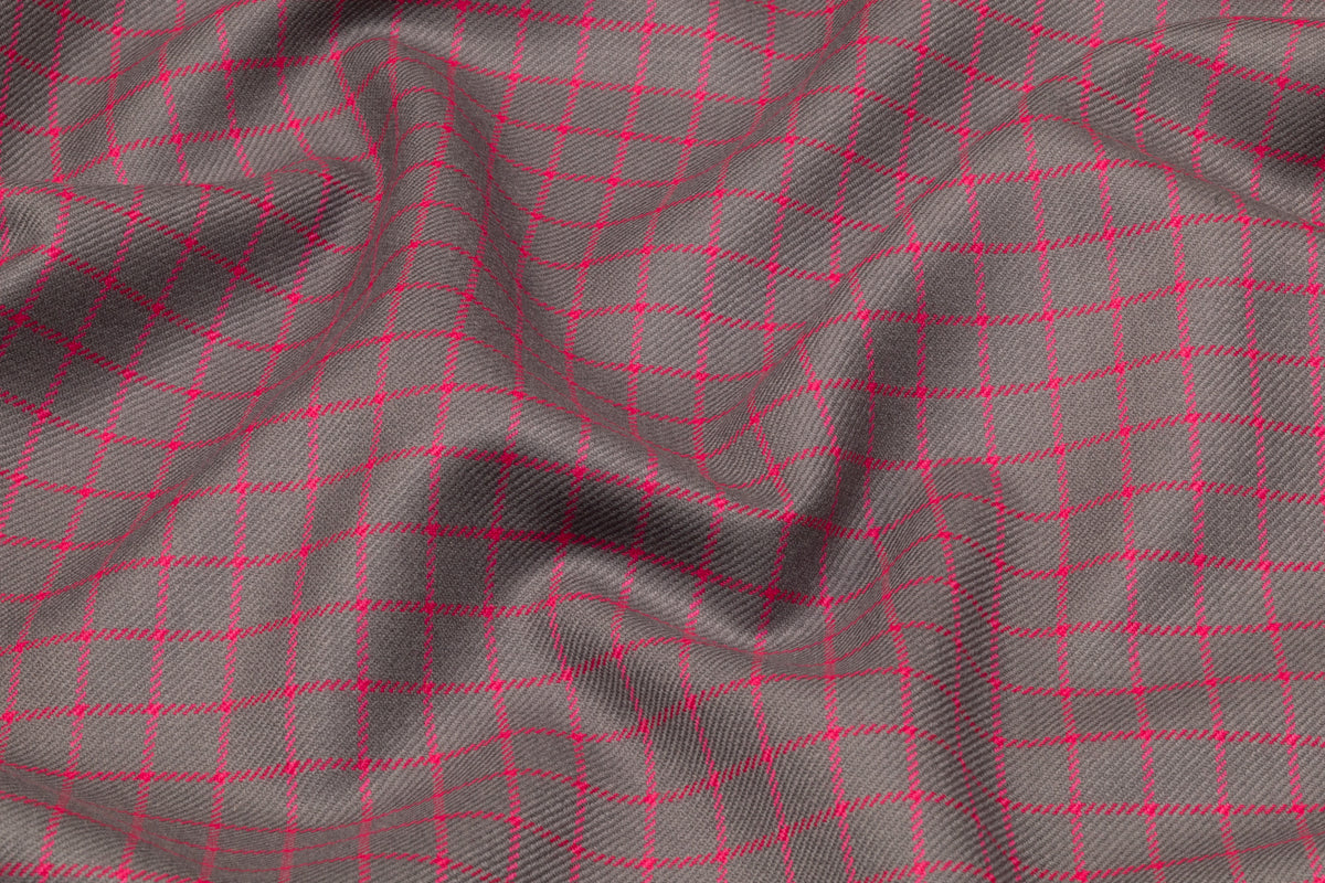 Checked Italian Wool Suiting - Gray / Pink