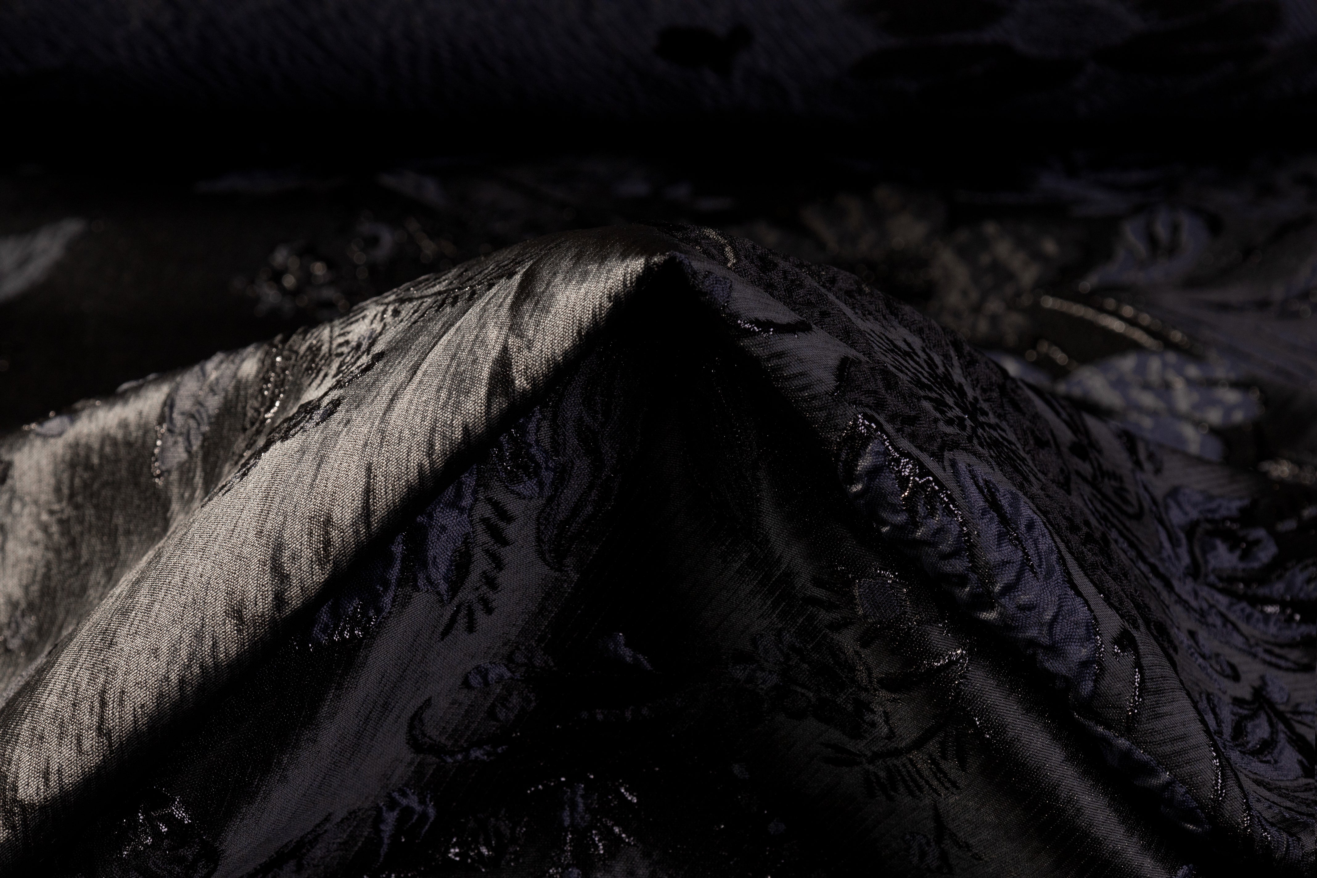 Floral Metallic Cloqué Brocade - Black / Navy