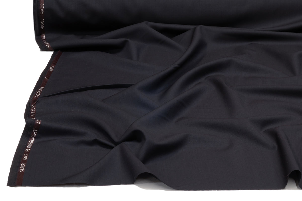 Reda - Featherlight Super 150s Italian Wool Suiting - Muted Navy