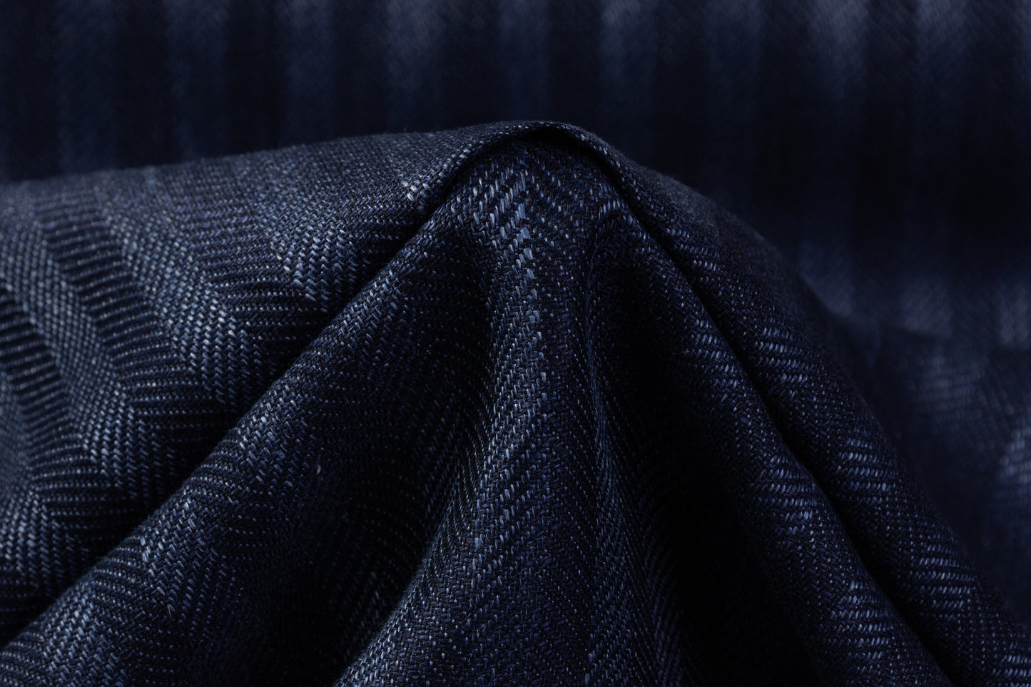 Ferla - Herringbone Italian Silk and Linen Suiting - Blue