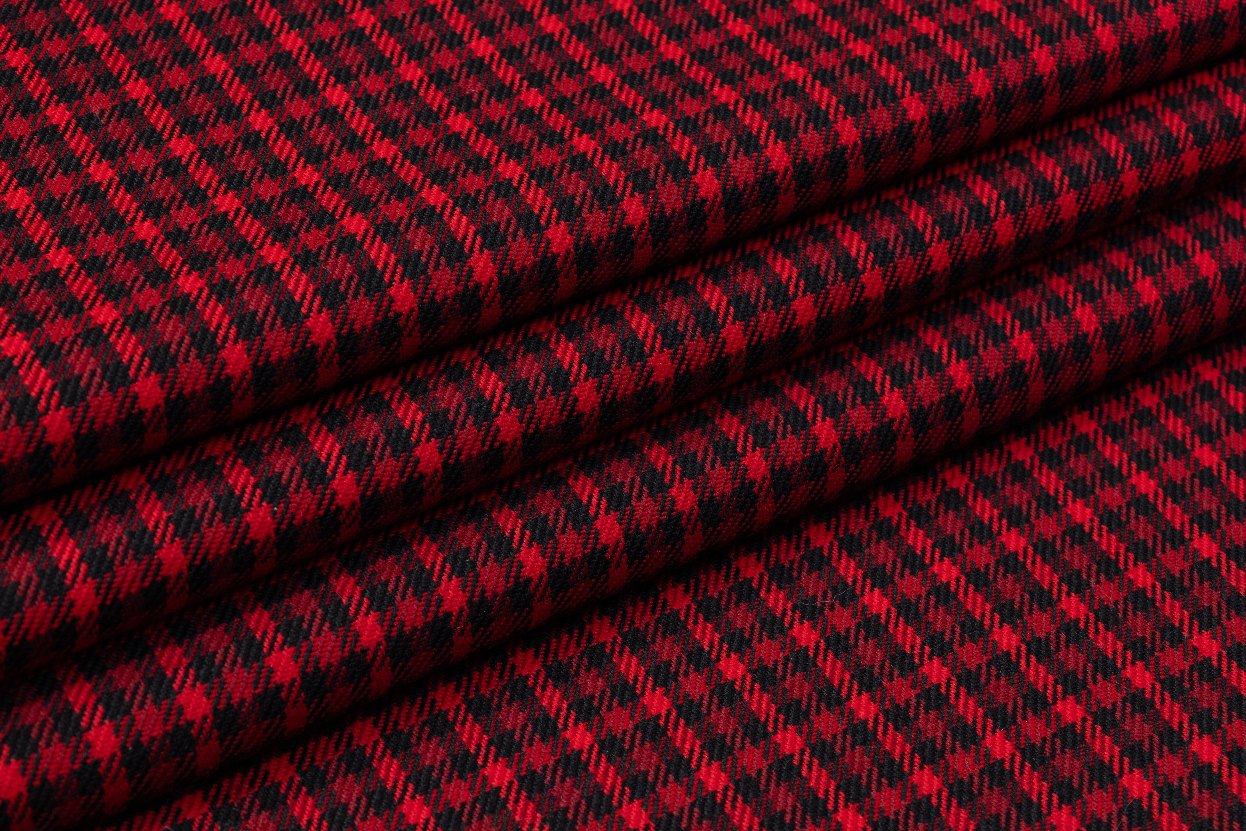 Checked Italian Wool - Red / Black