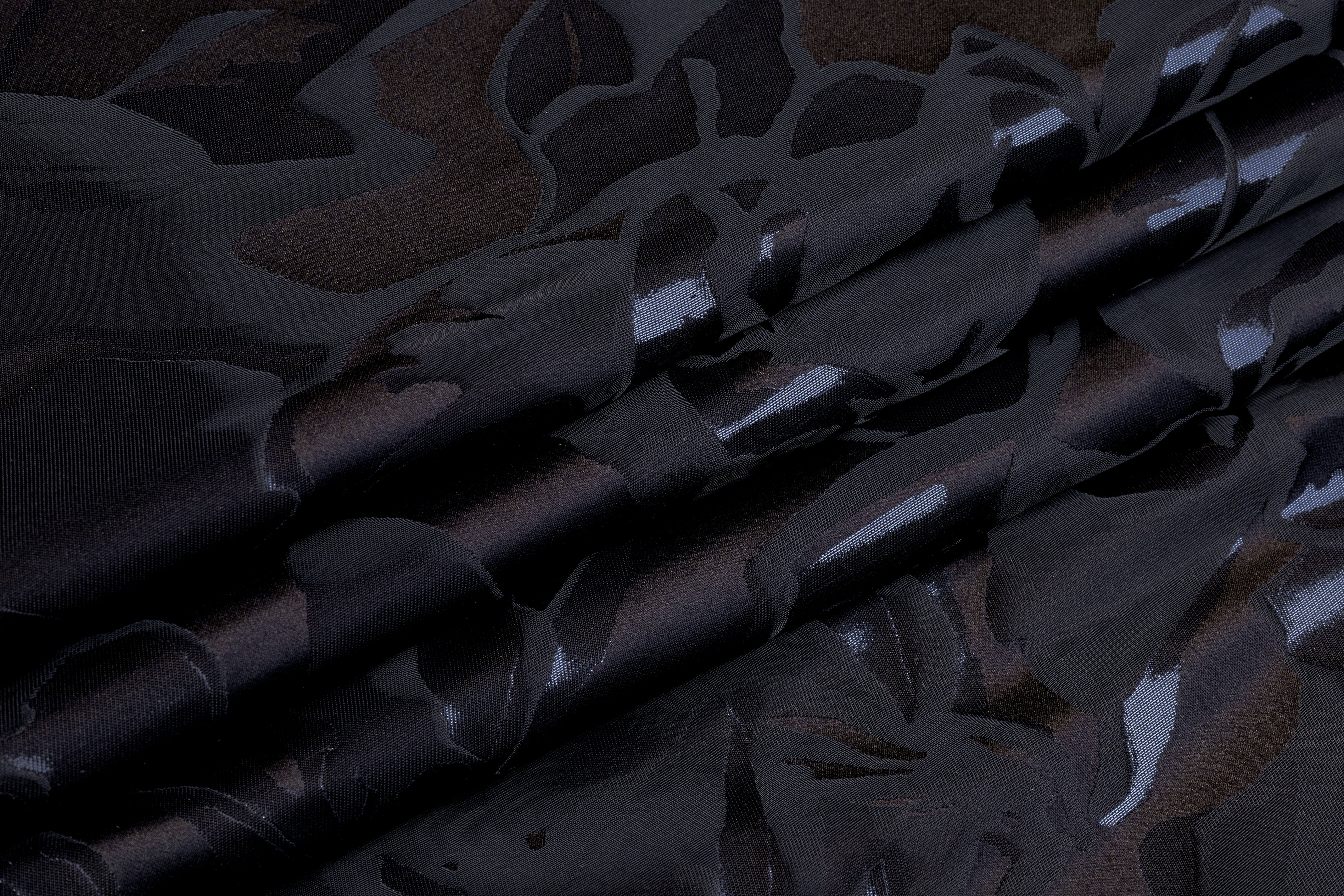 Ruffo Coli - Italian Silk Blend Liquid Brocade - Black / Navy