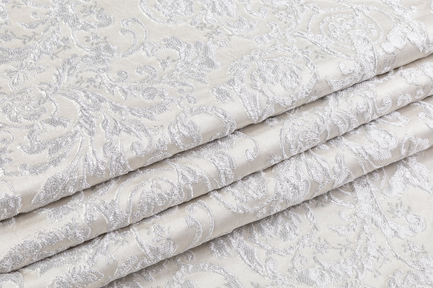 Crushed Metallic Brocade - Off White / Silver