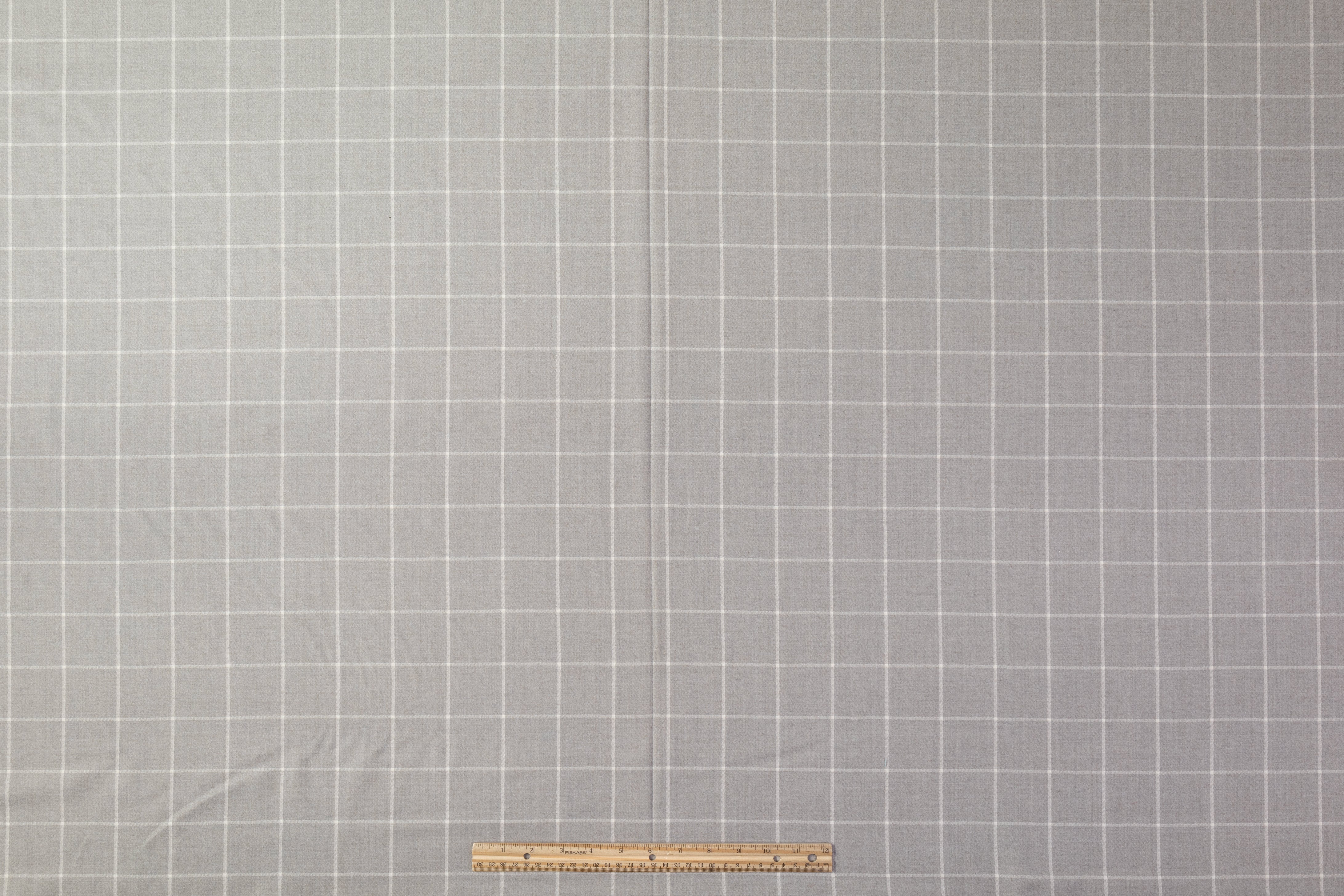 Carnet - Super 130s Italian Wool Flannel Suiting - Gray