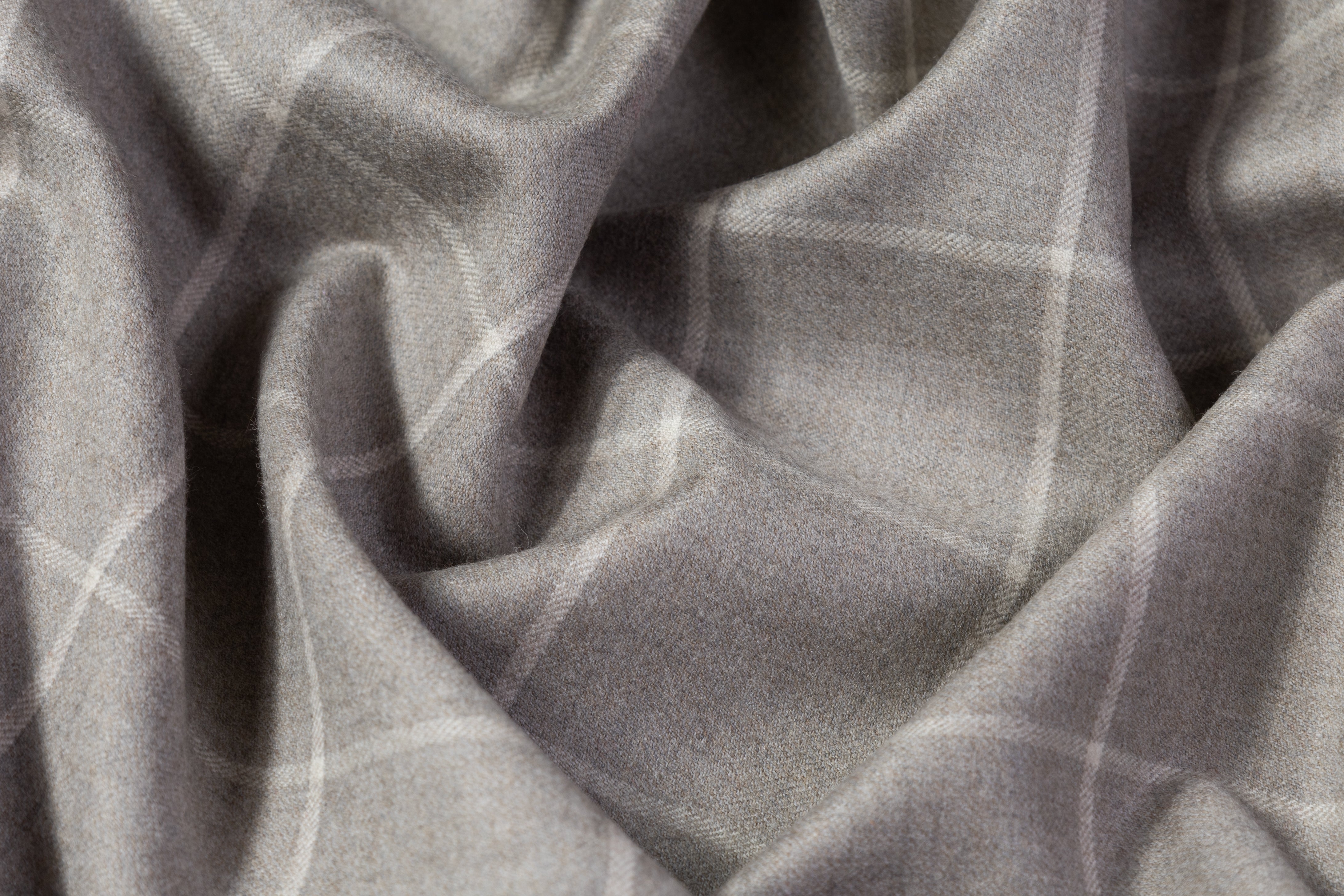Carnet - Super 130s Italian Wool Flannel Suiting - Gray