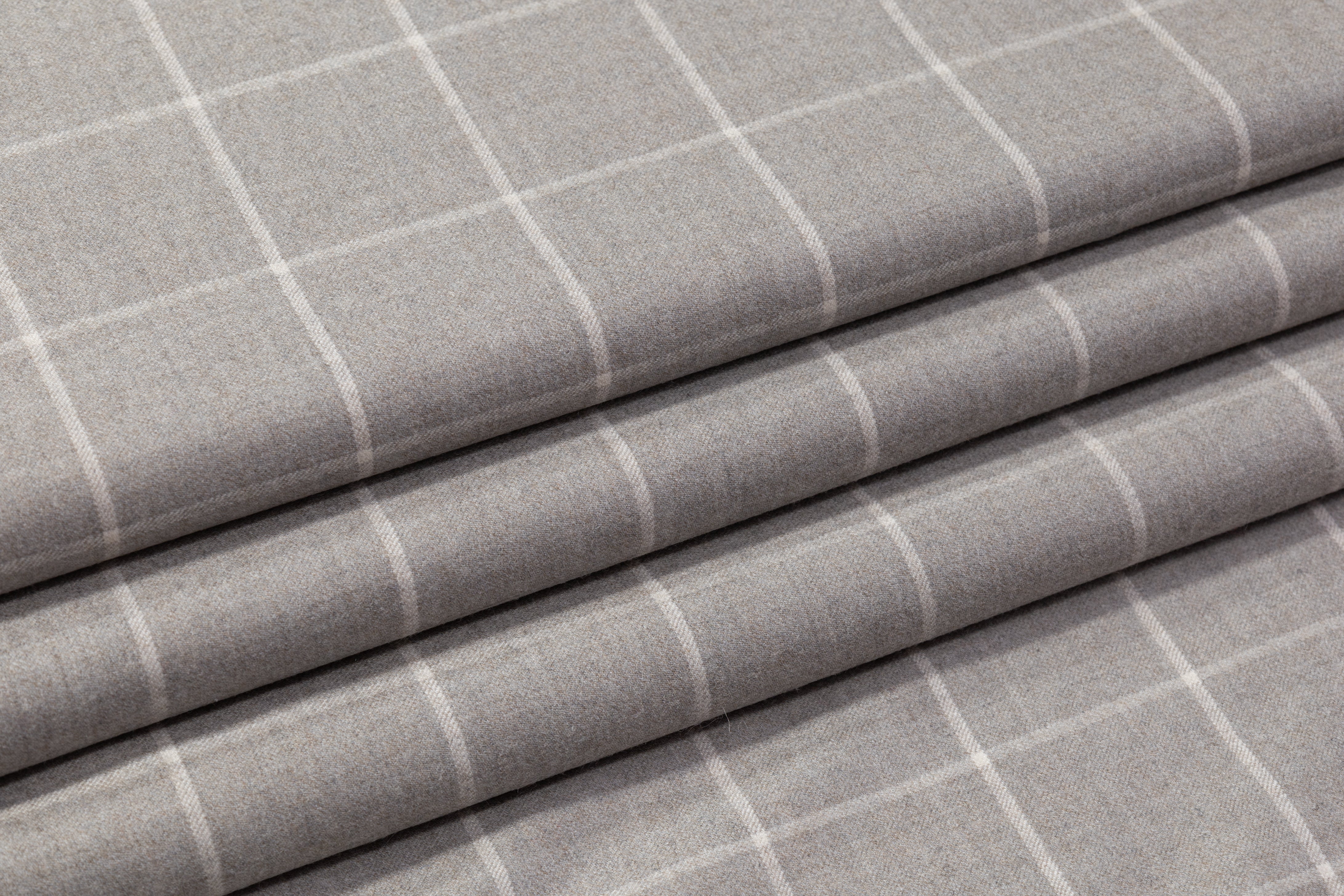 Carnet - Super 130s Italian Wool Flannel Suiting - Gray