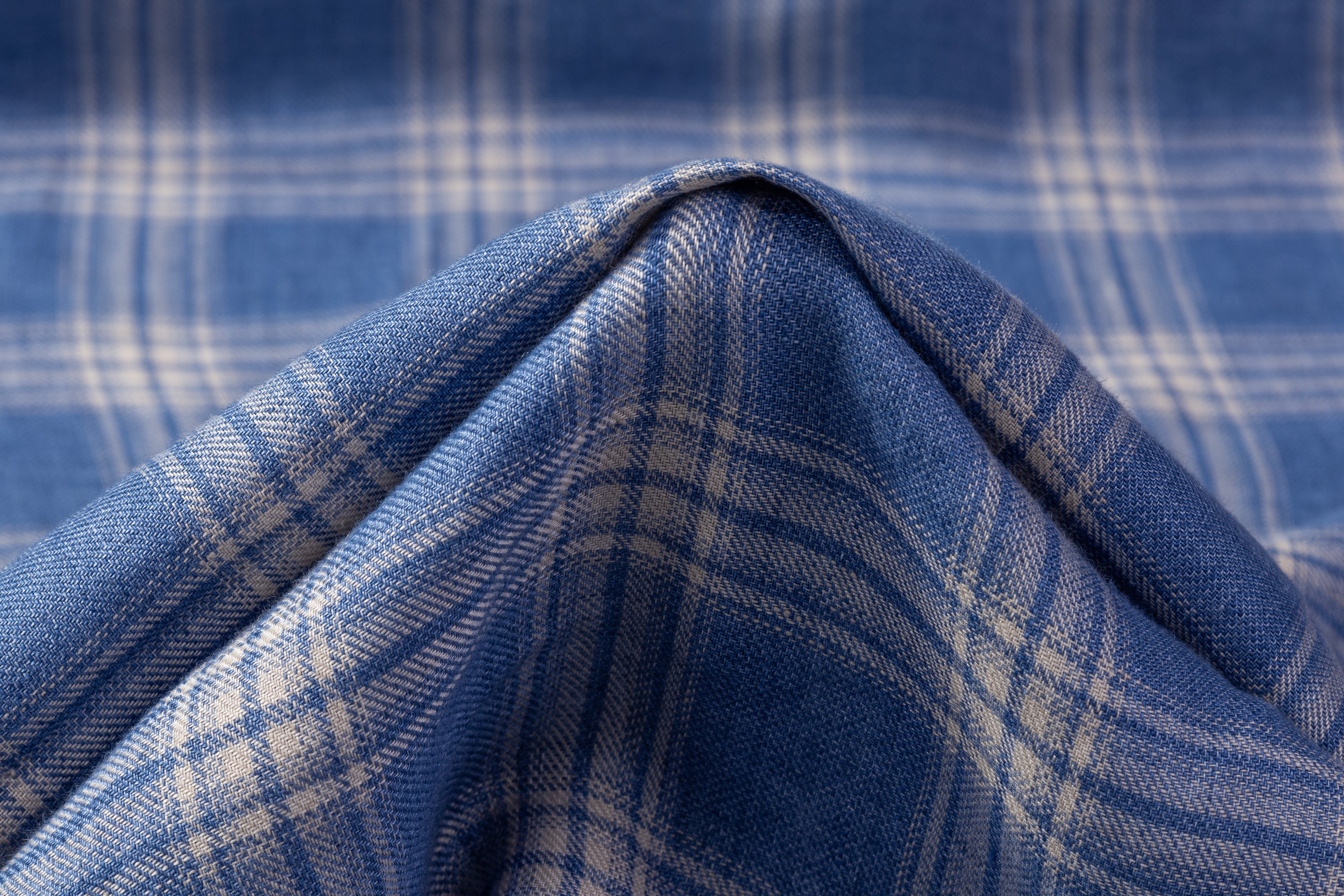 Checked Italian Pure Linen Suiting - Blue / White