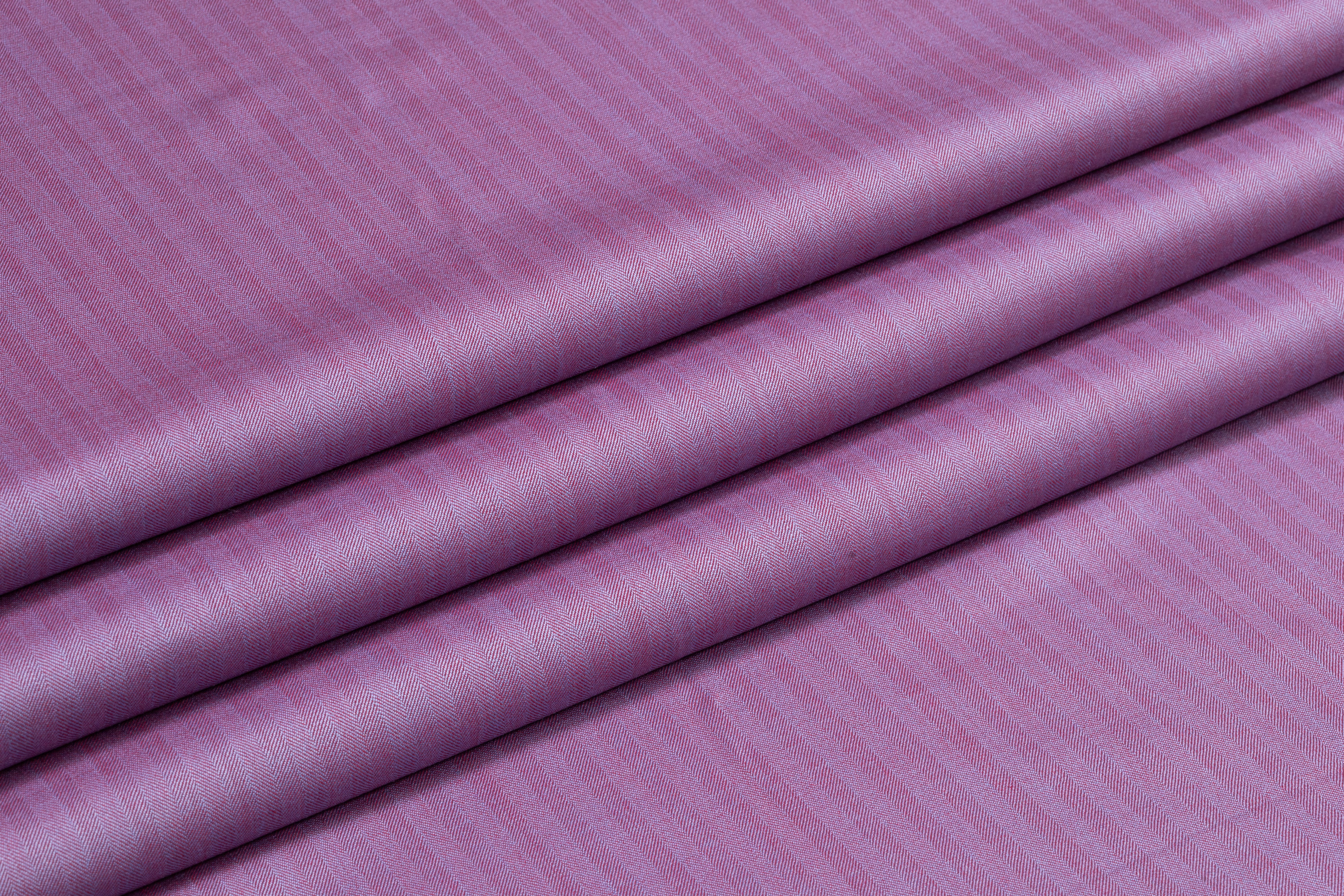 Iridescent Italian Summer Tasmania Super 130s Wool Suiting - Purple / Rose