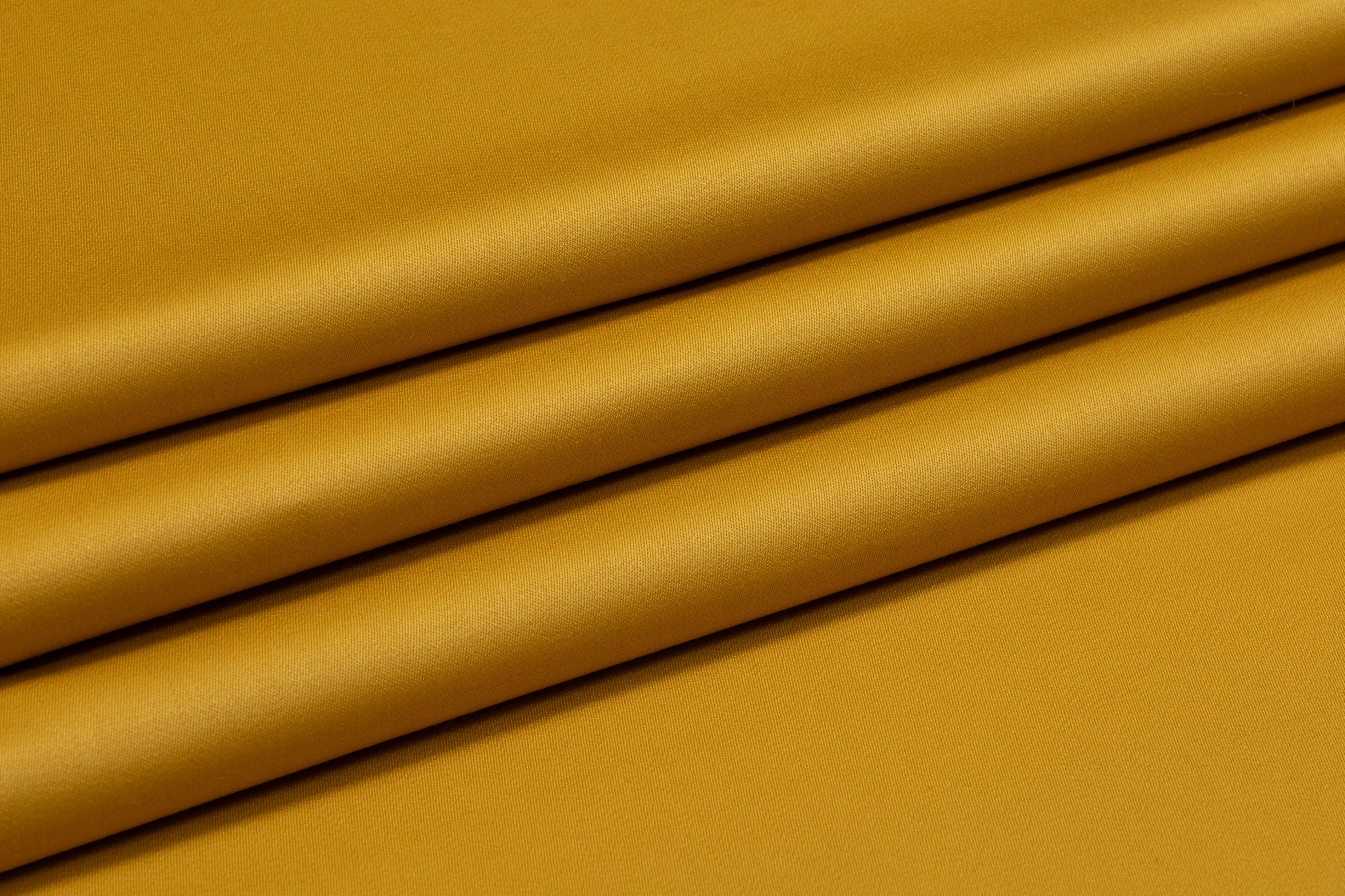 Super 150s Italian Wool Blend Satin Faille Suiting - Gold