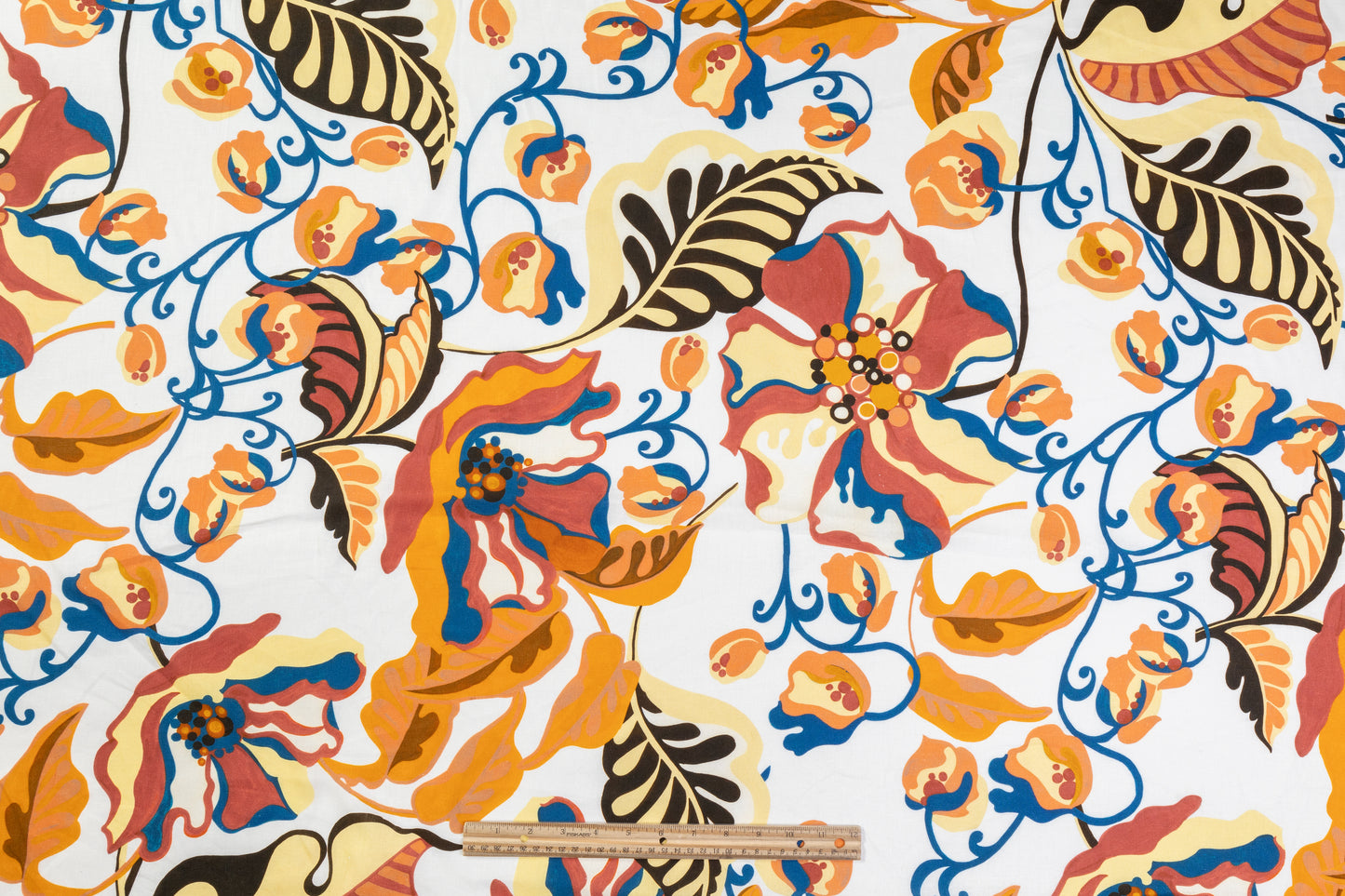 Floral Italian Linen Viscose Blend - Multicolor