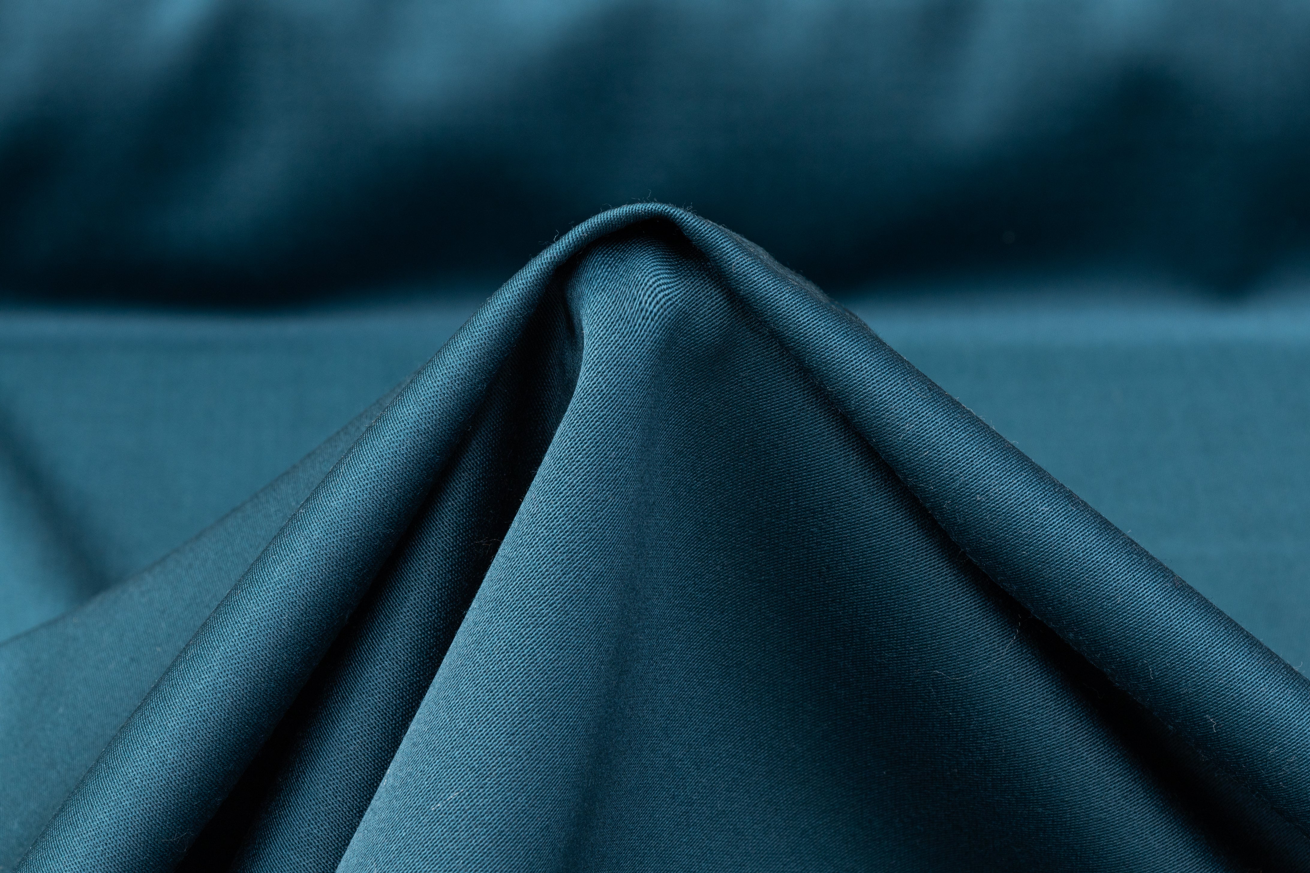 Fail Le Material Italian Wool Satin Faille Stretch Suiting - Teal – Prime Fabrics
