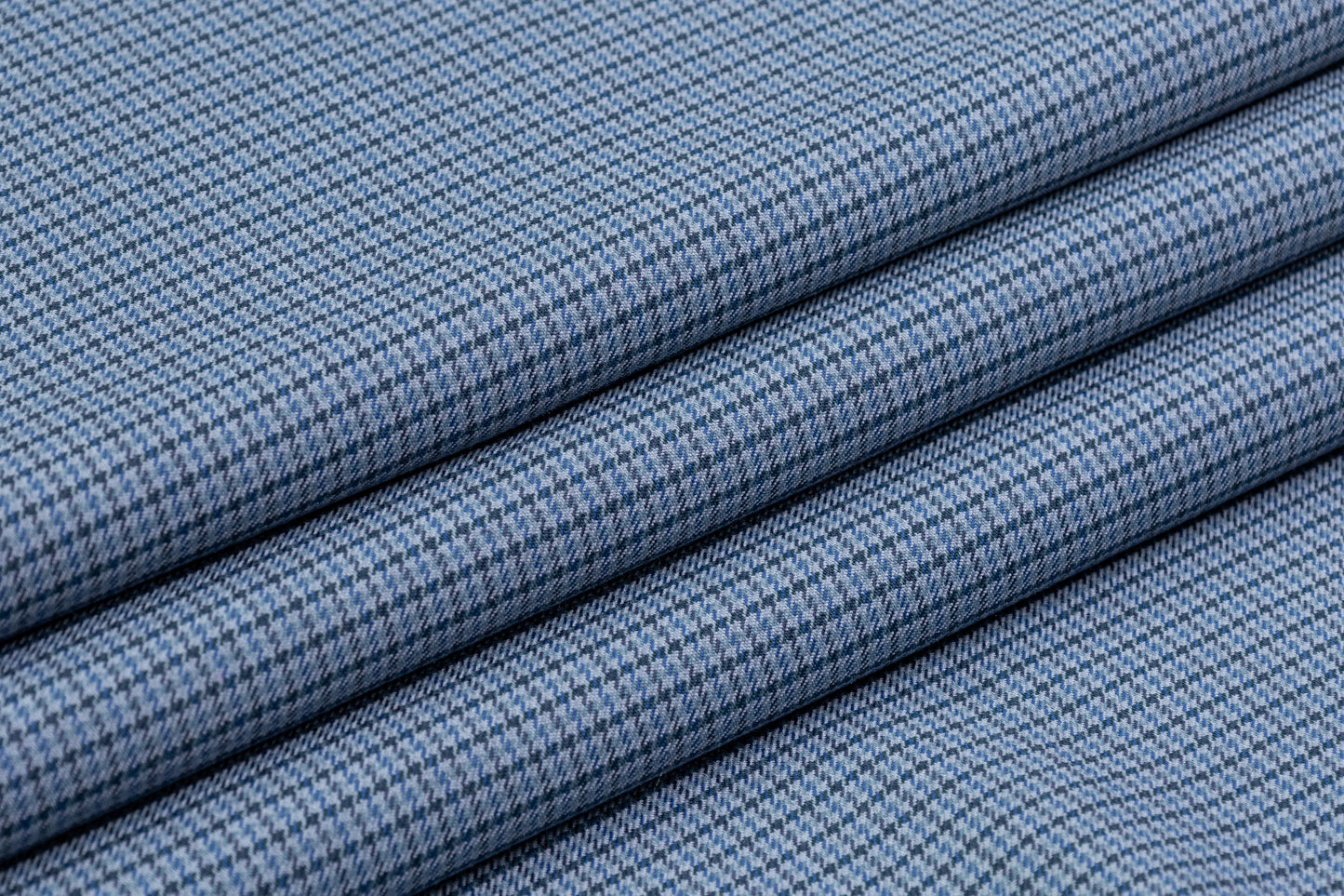 Angelico - Houndstooth Italian Poly Wool Suiting - Blue
