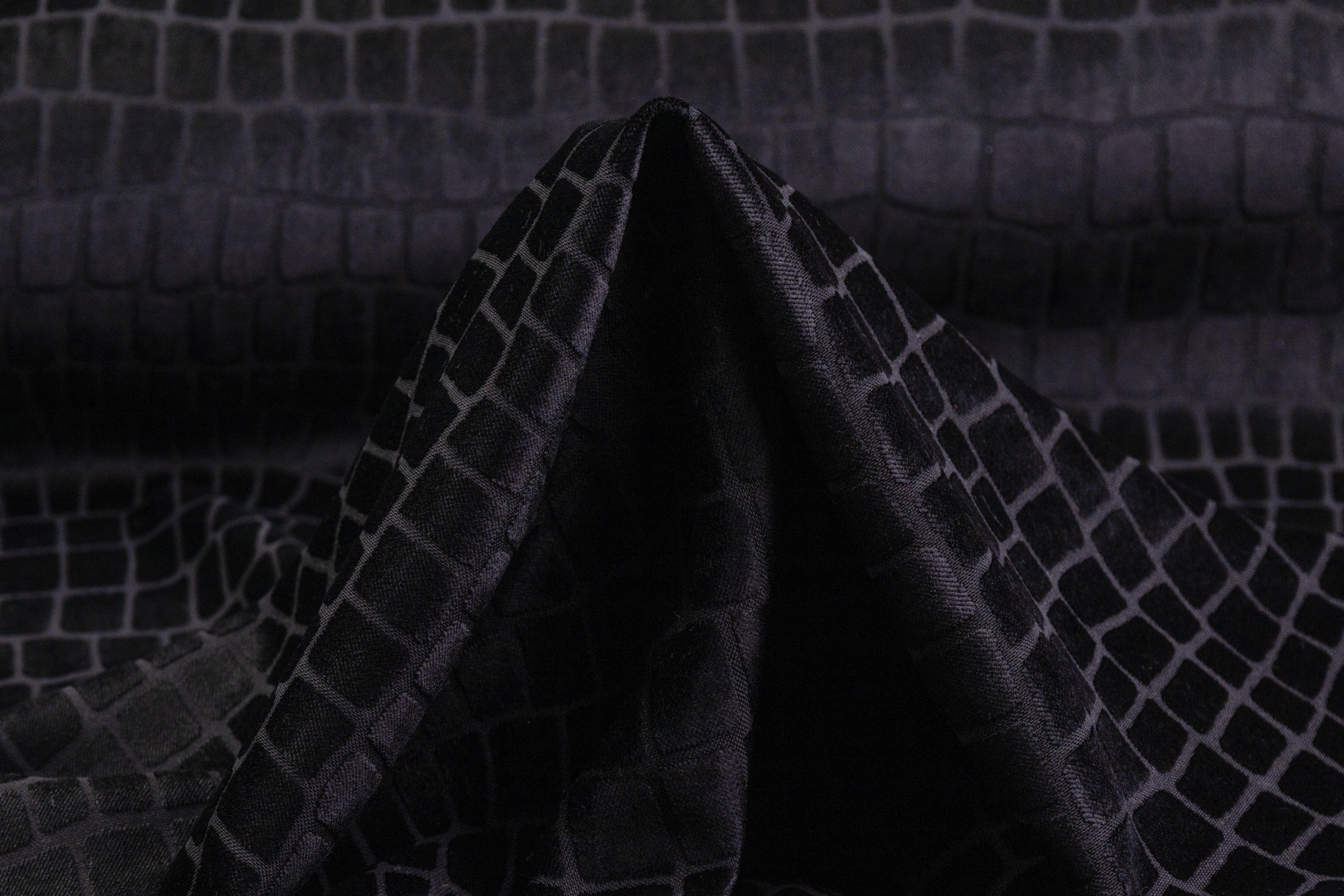 Crocodile Italian Silk Viscose Cut Velvet - Black