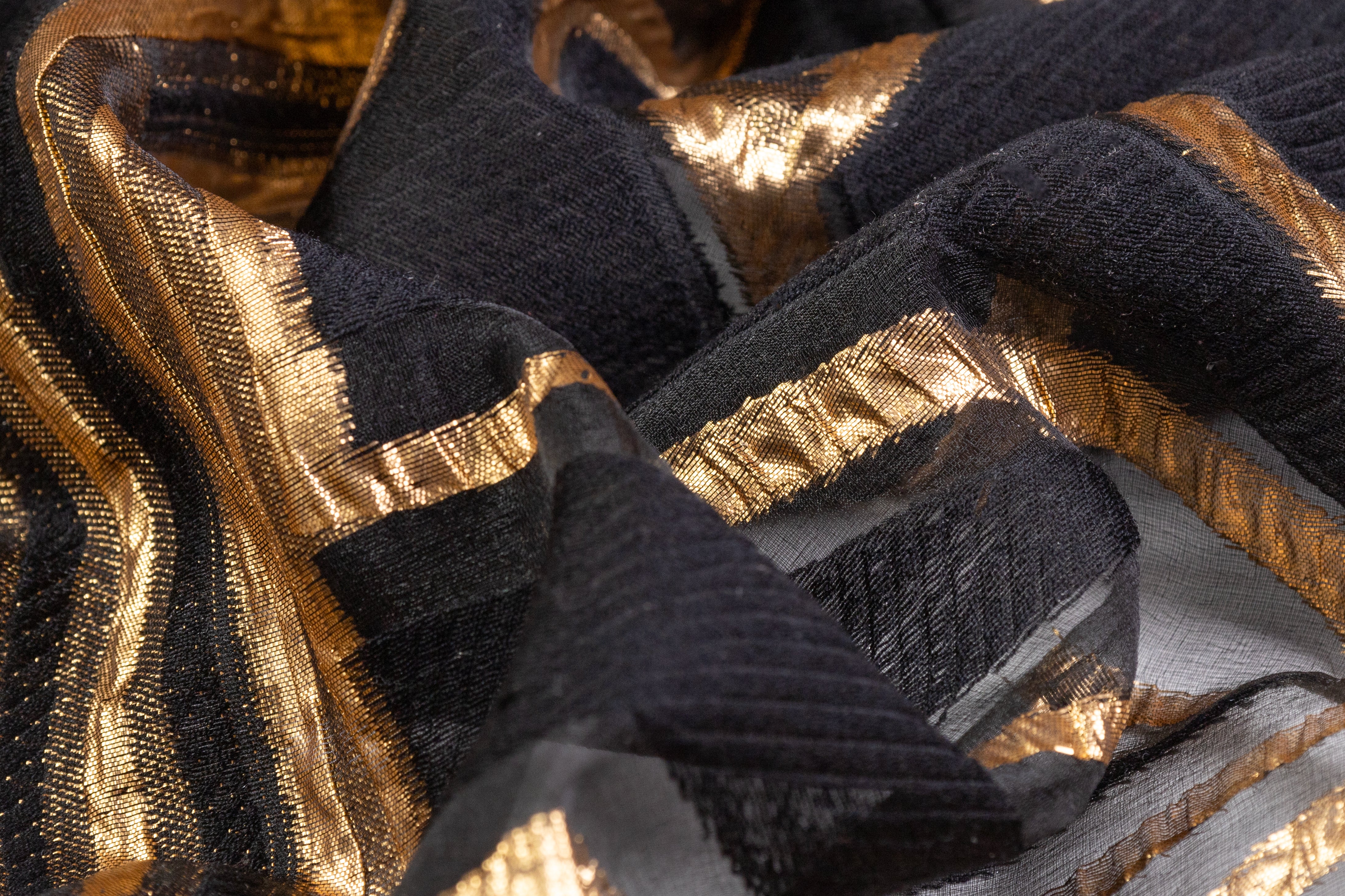 Metallic Silk and Wool Blend Fil Coupé Brocade - Black / Gold