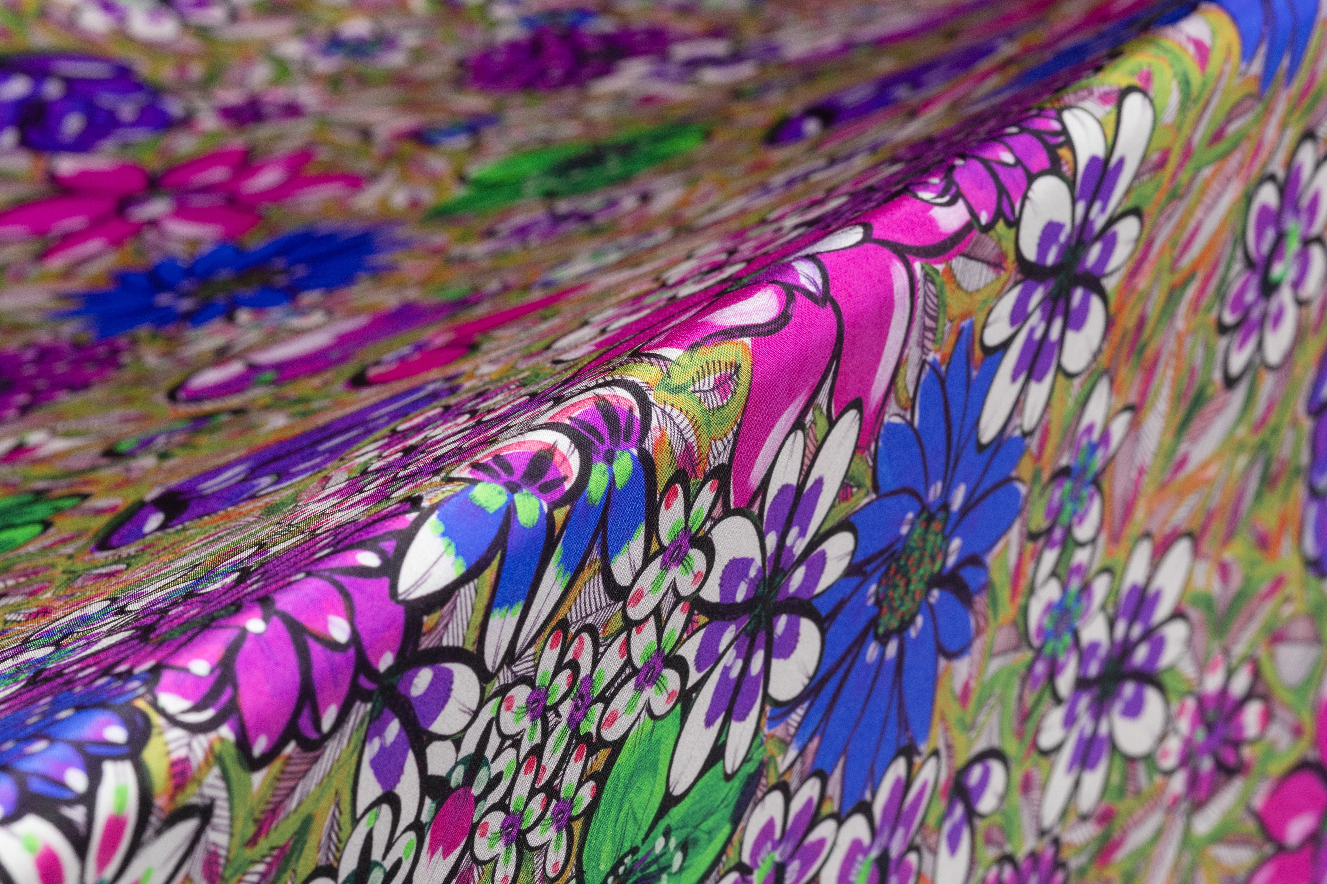 Floral Italian Silk Crepe de Chine - Multicolor