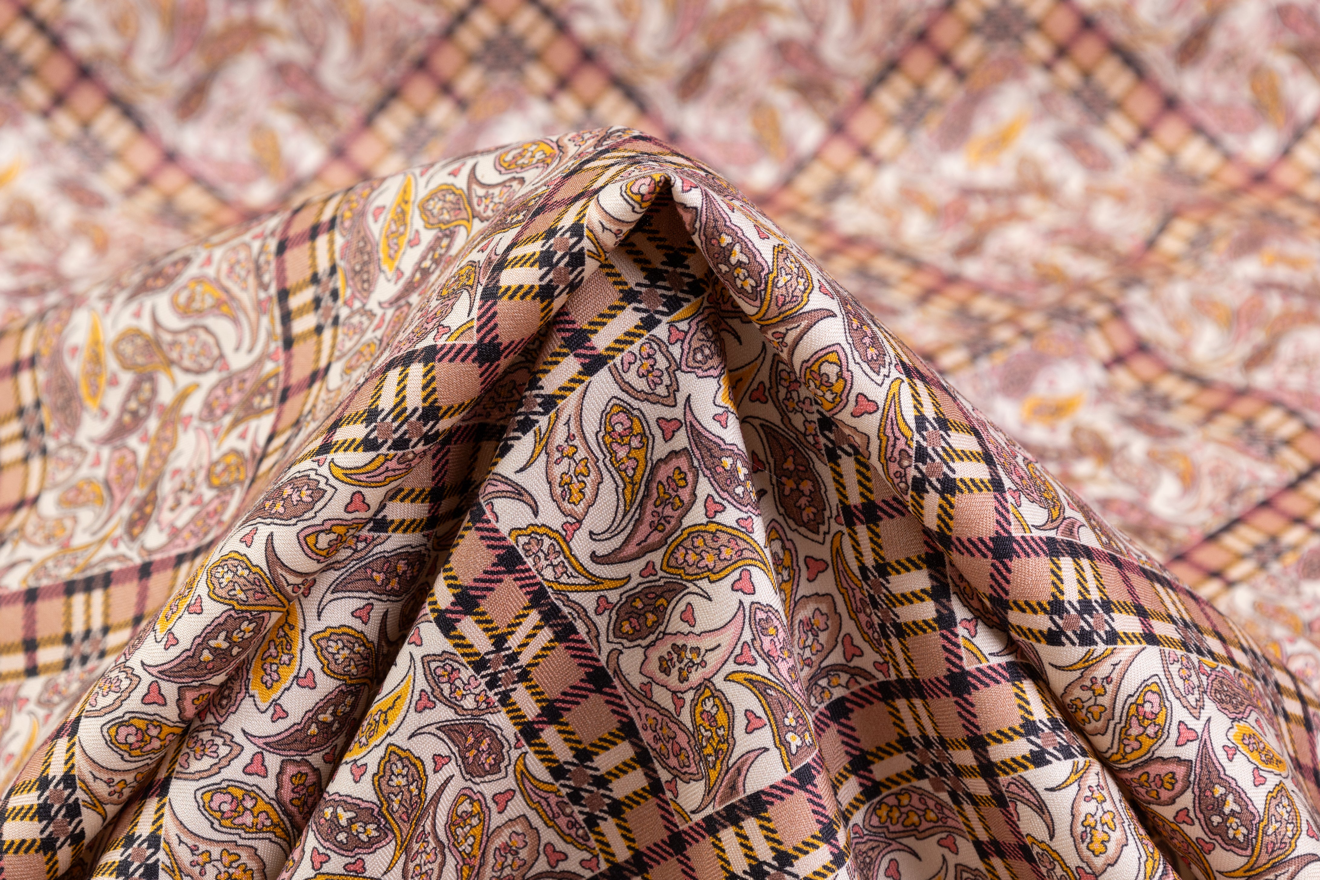 Luigi Verga - Paisley Plaid Printed Italian Silk and Wool Blend - Mauve / Amber / Ivory