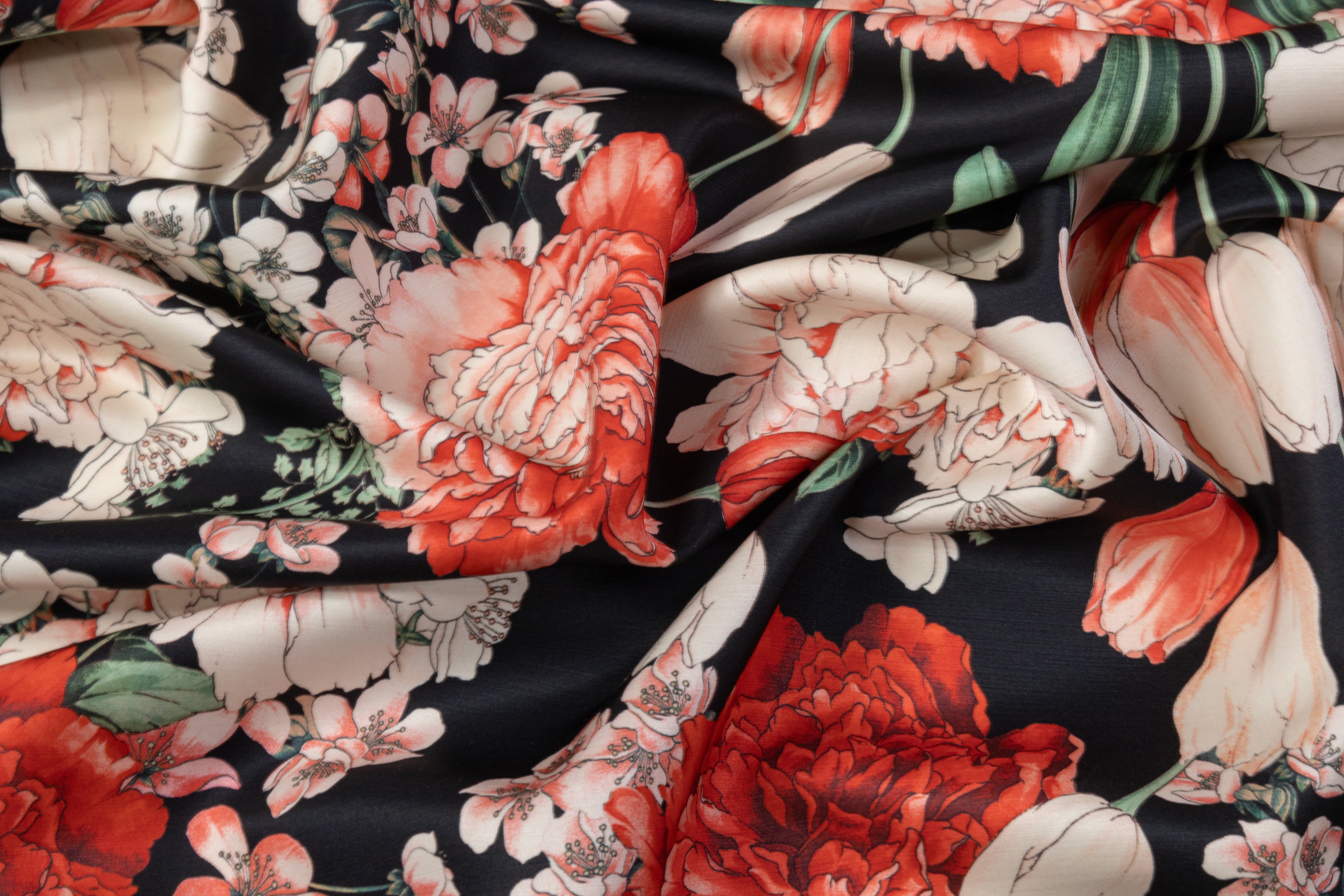 Emanuel Ungaro - Silk and Wool Satin - Black / Red