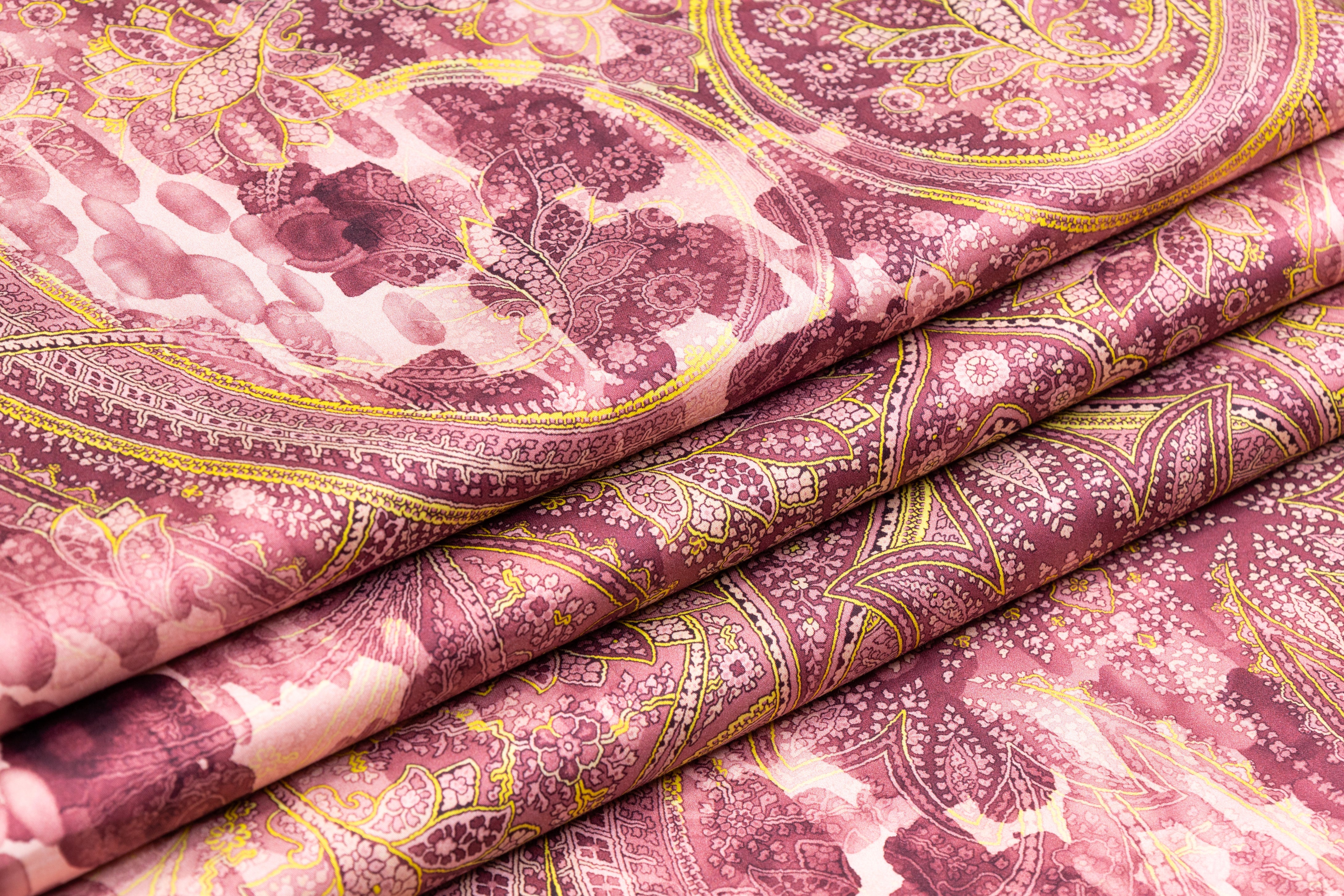 Ratti - Paisley Italian Cotton Sateen - Mauve / Yellow