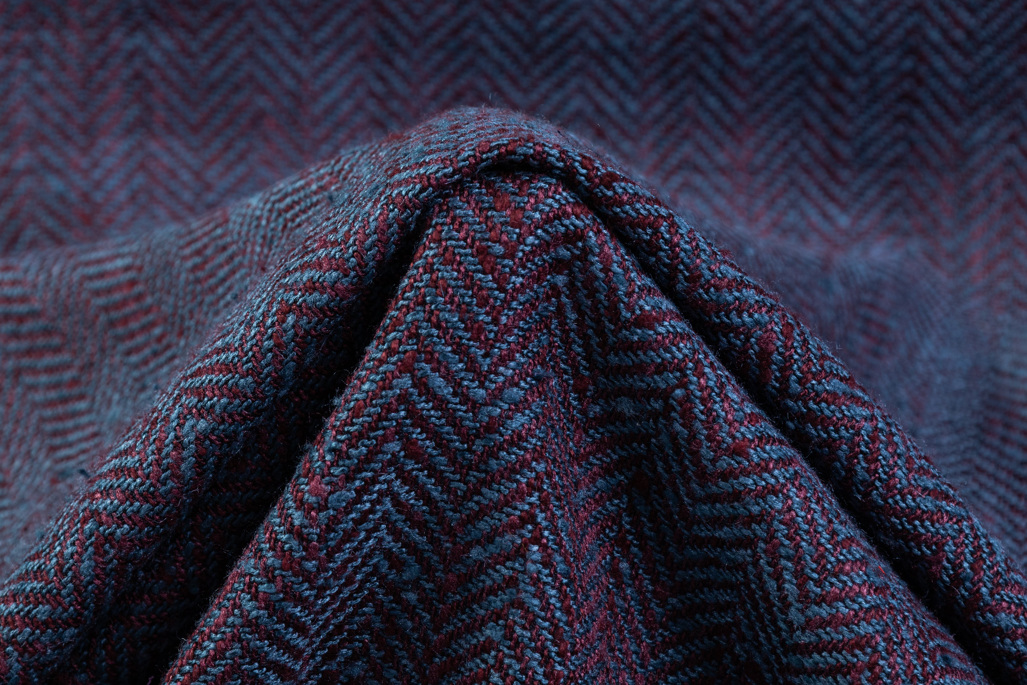 Ferla - Iridescent Italian Herringbone Wool Tweed - Blue / Burgundy