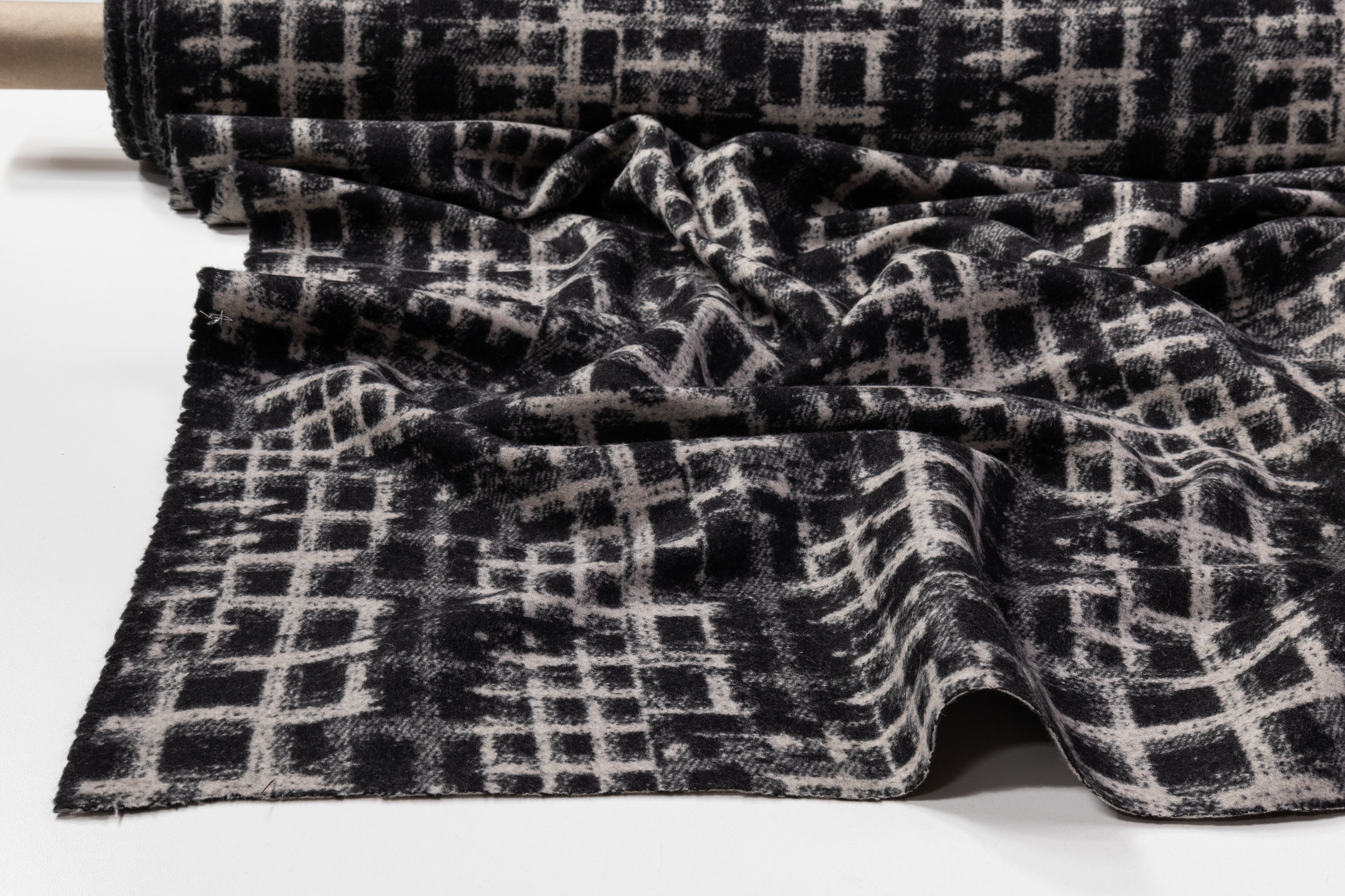 Abstract Italian Wool Coating - Gray / Black