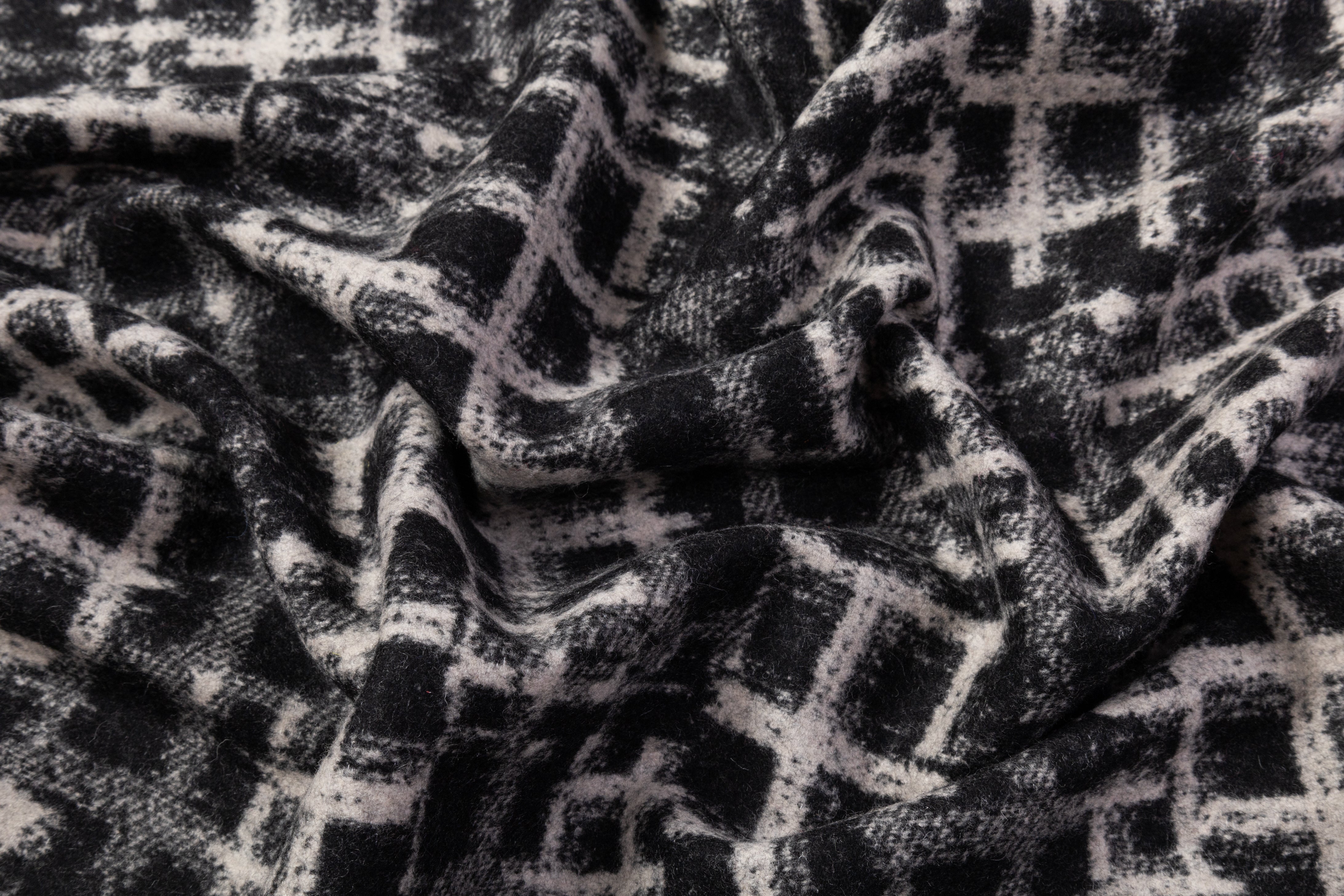 Abstract Italian Wool Coating - Gray / Black