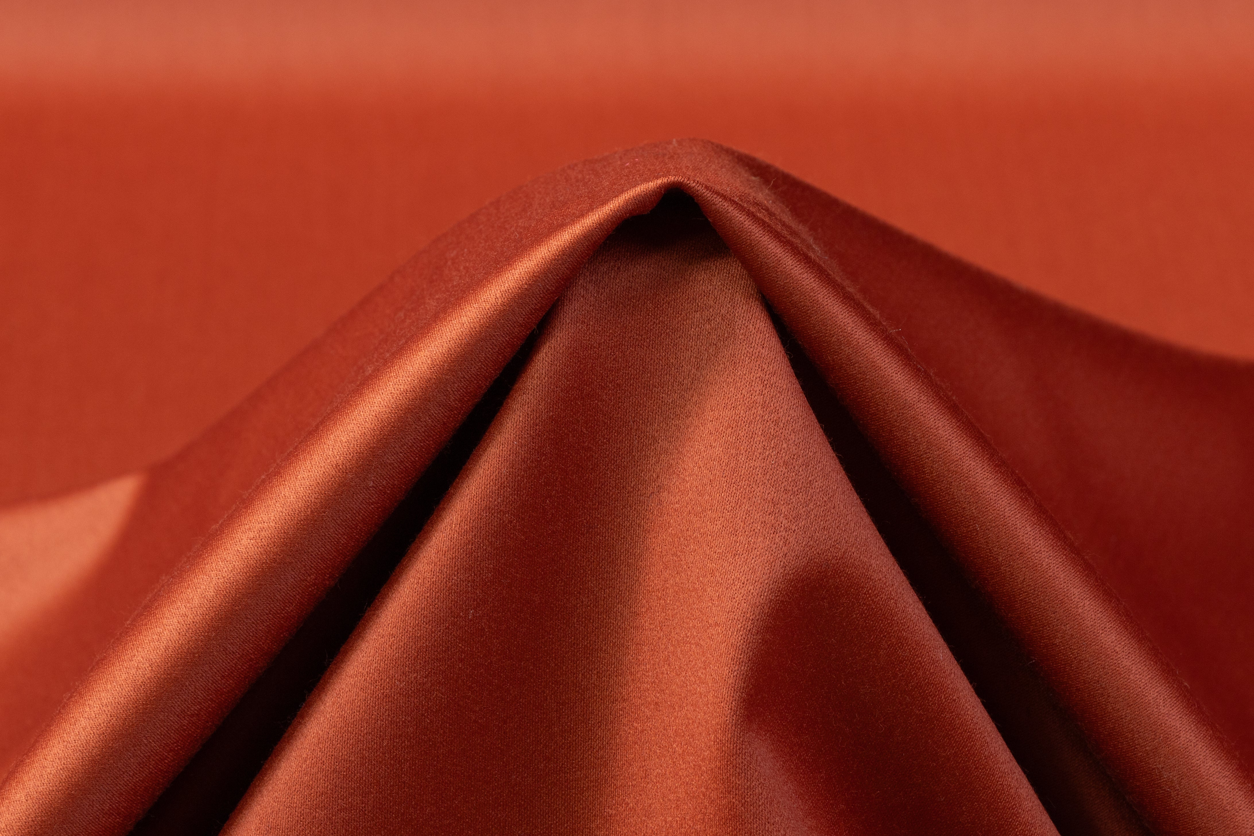 Fail Le Material Italian Wool Satin Faille Suiting - Rust – Prime Fabrics