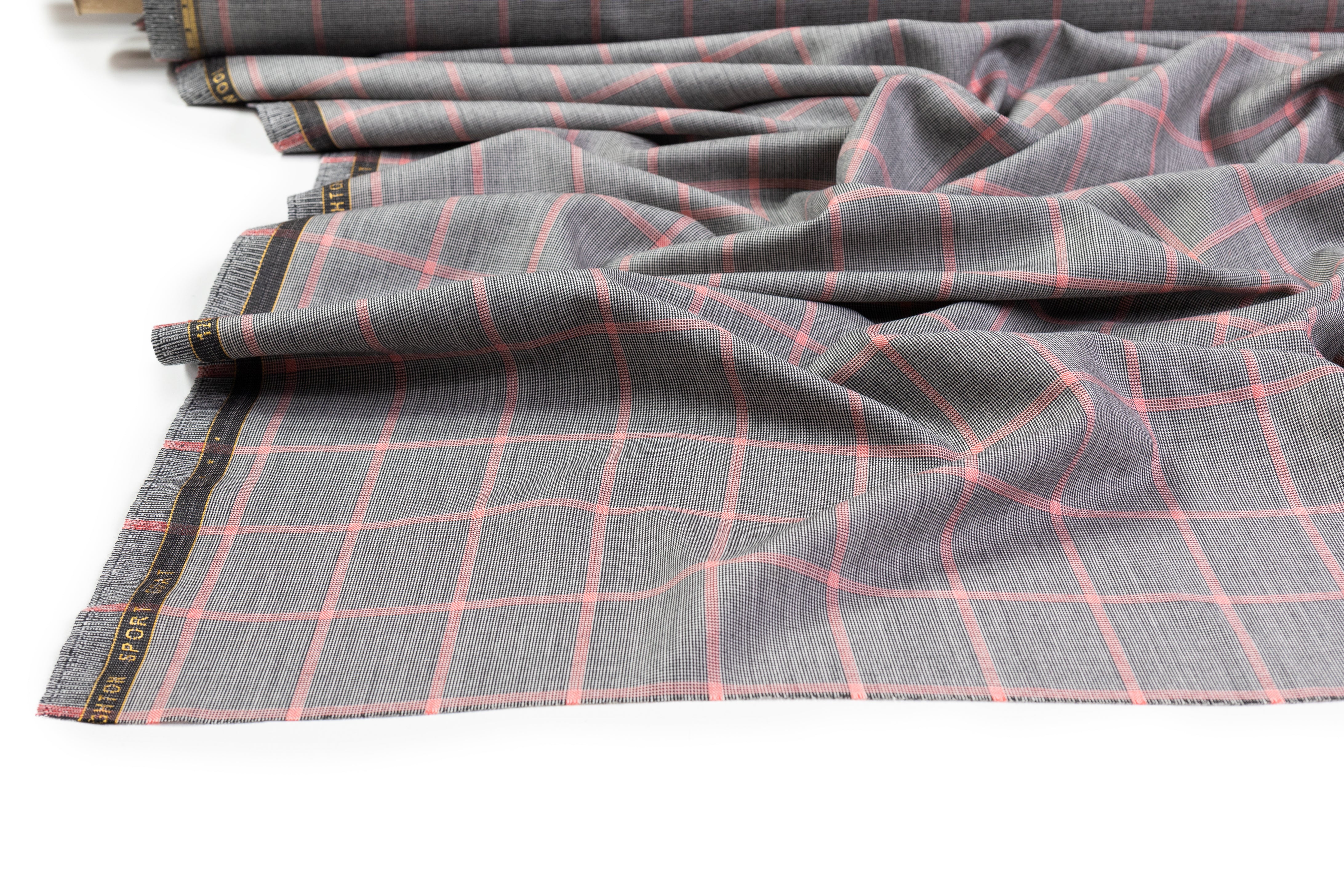 Checked Italian Super 120s Italian Wool Suiting - Gray / Pink
