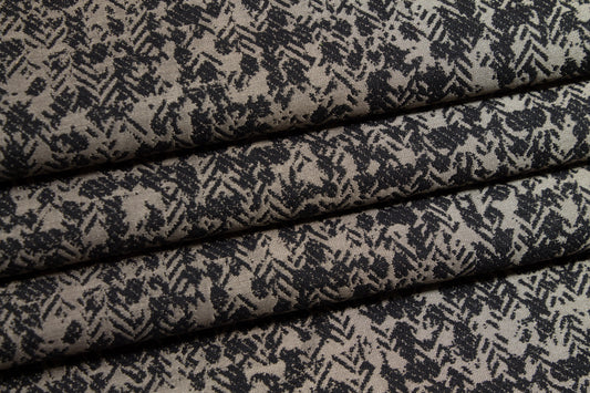 Abstract Jacquard - Gray and Black