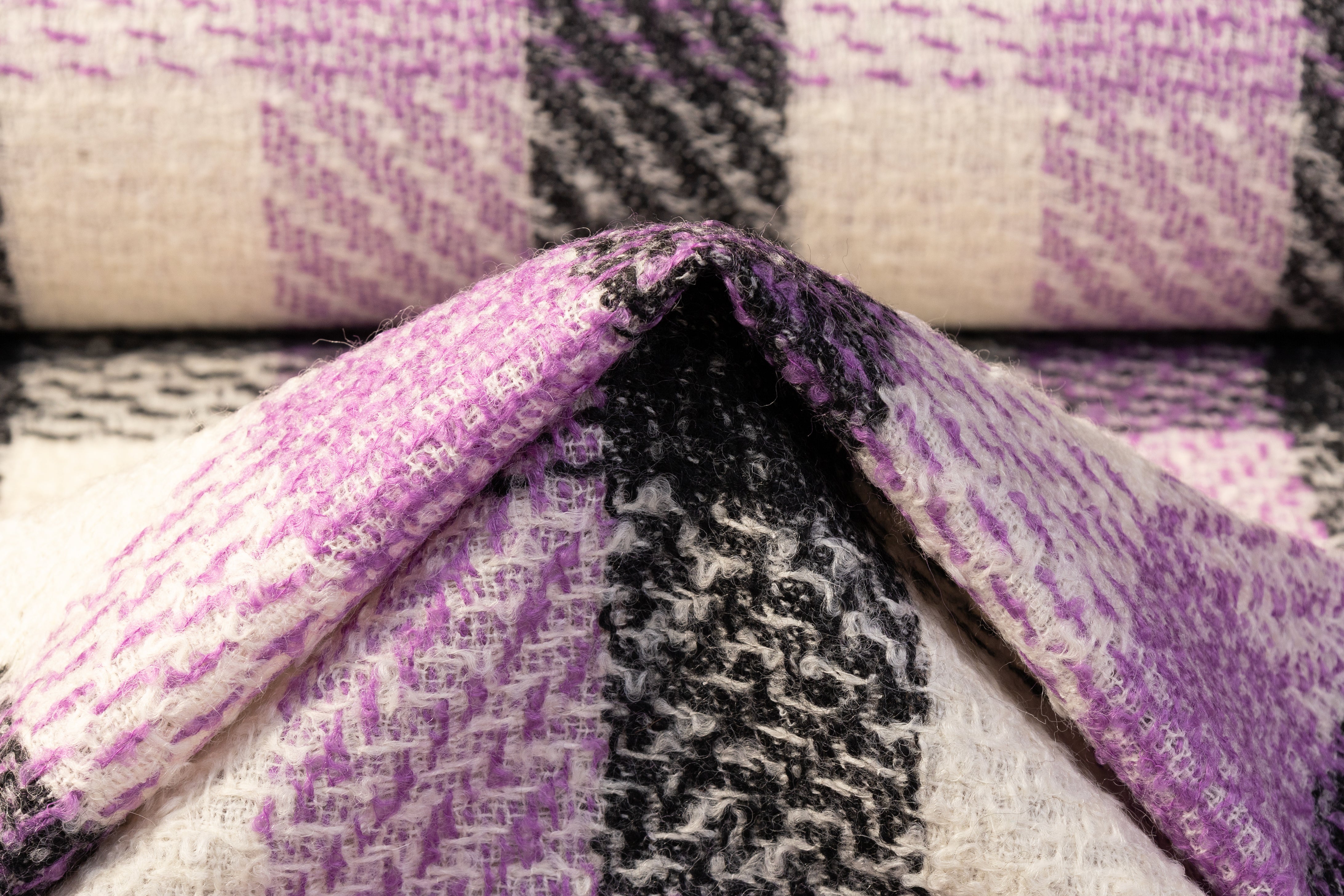 Checked Italian Wool Tweed - Lilac / Off White / Black