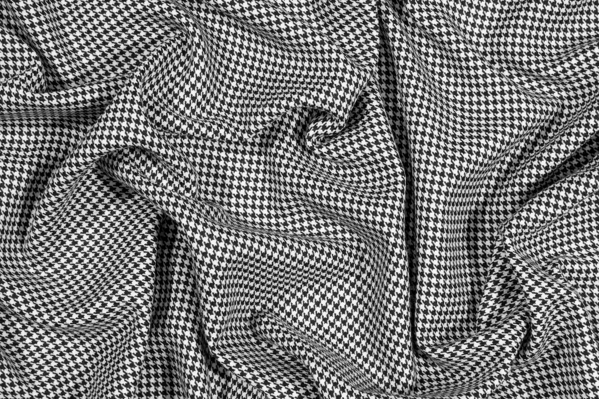Off White and Black Houndstooth Italian Wool Suiting - Prime Fabrics