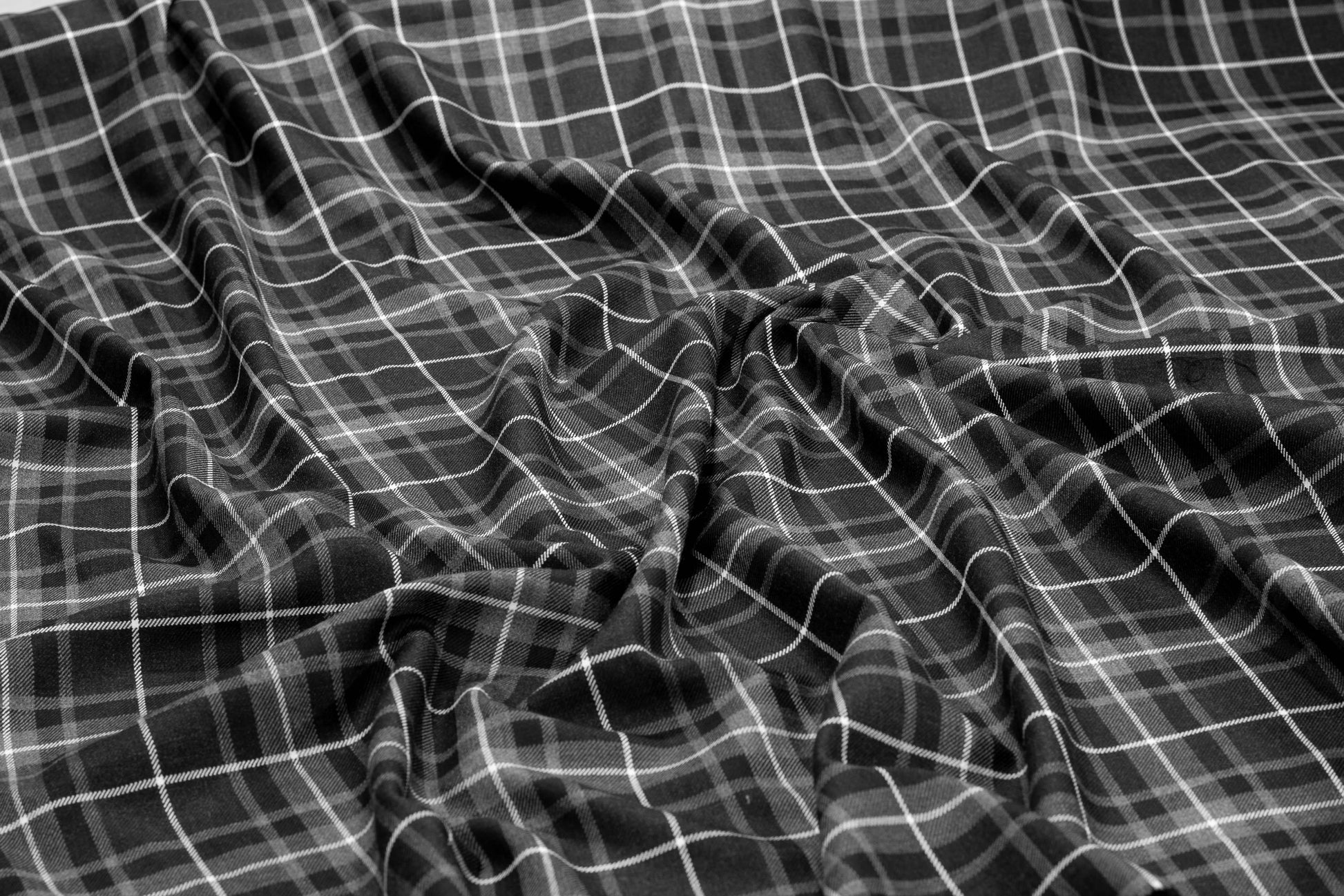 Gray Tartan Italian Virgin Wool Suiting - Prime Fabrics