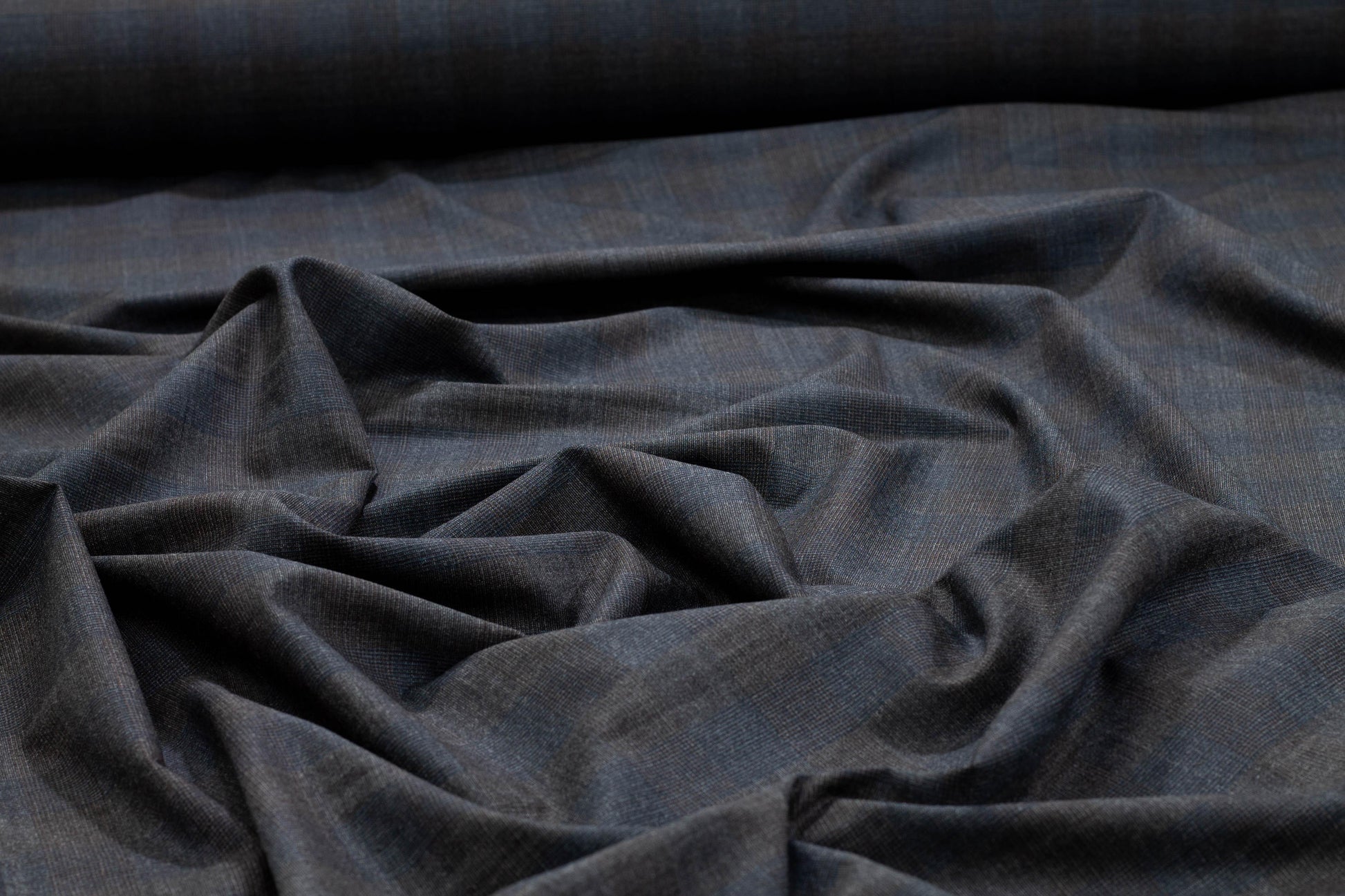 Charcoal Gray and Blue Stretch Italian Wool Suiting - Prime Fabrics