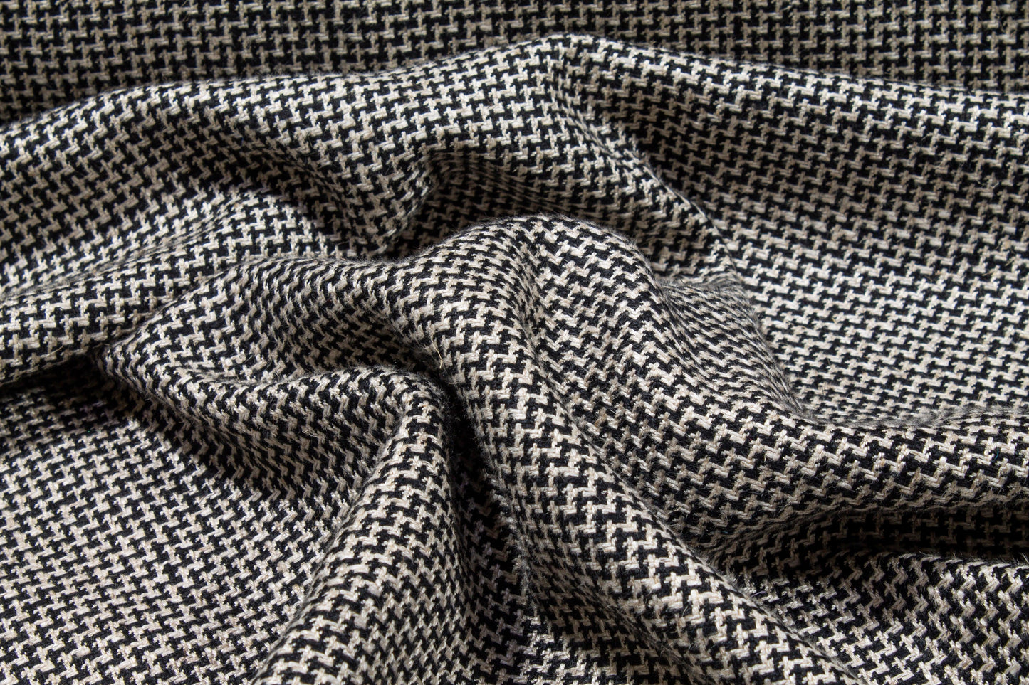 Black and Off White Linen Tweed - Prime Fabrics