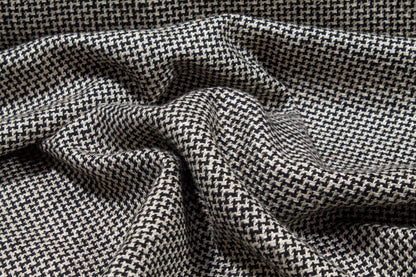 Black and Off White Linen Tweed - Prime Fabrics