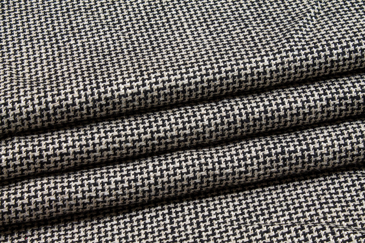 Black and Off White Linen Tweed - Prime Fabrics