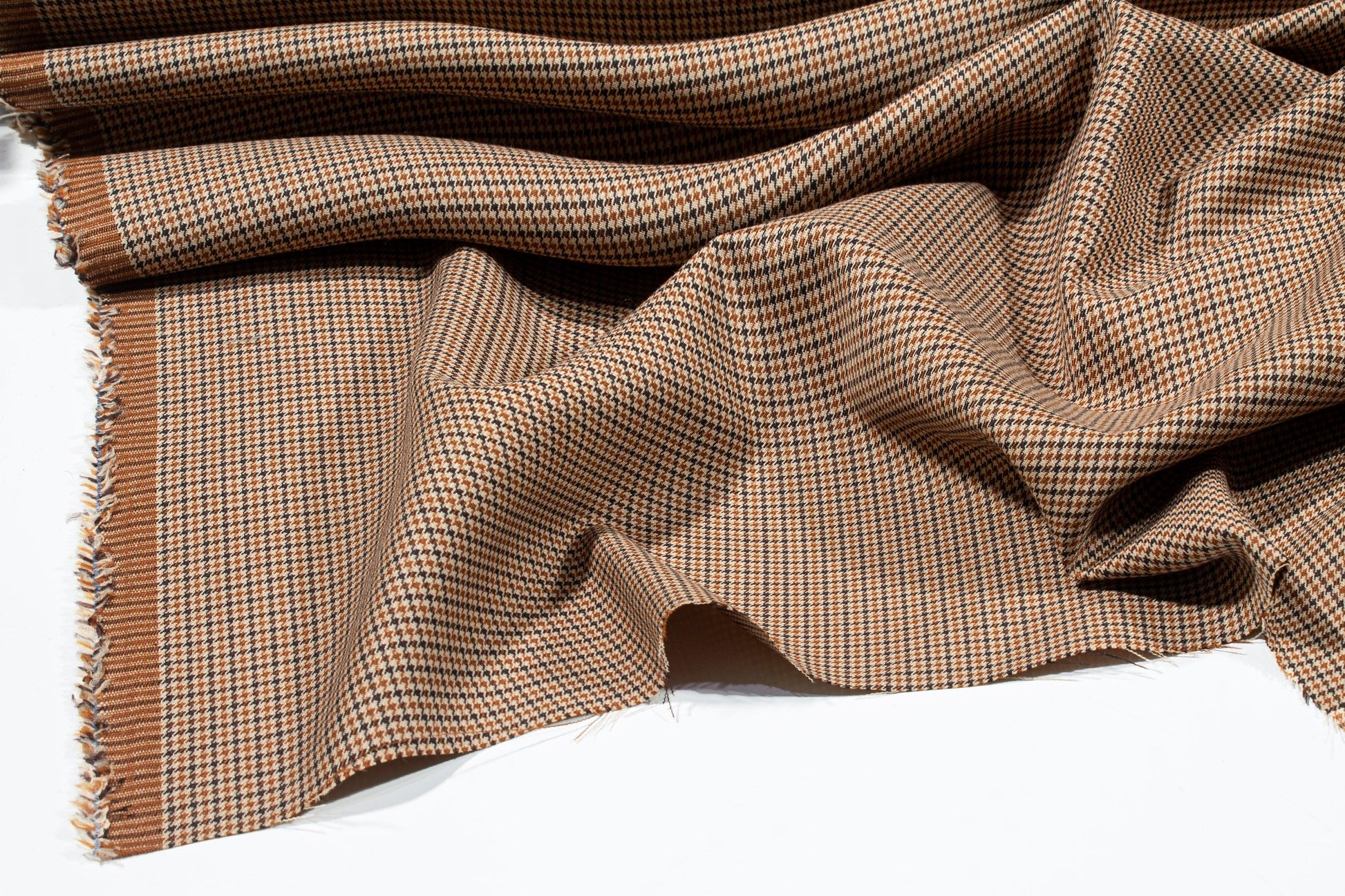 Brown Mini Houndstooth Checked Italian Wool Suiting - Prime Fabrics
